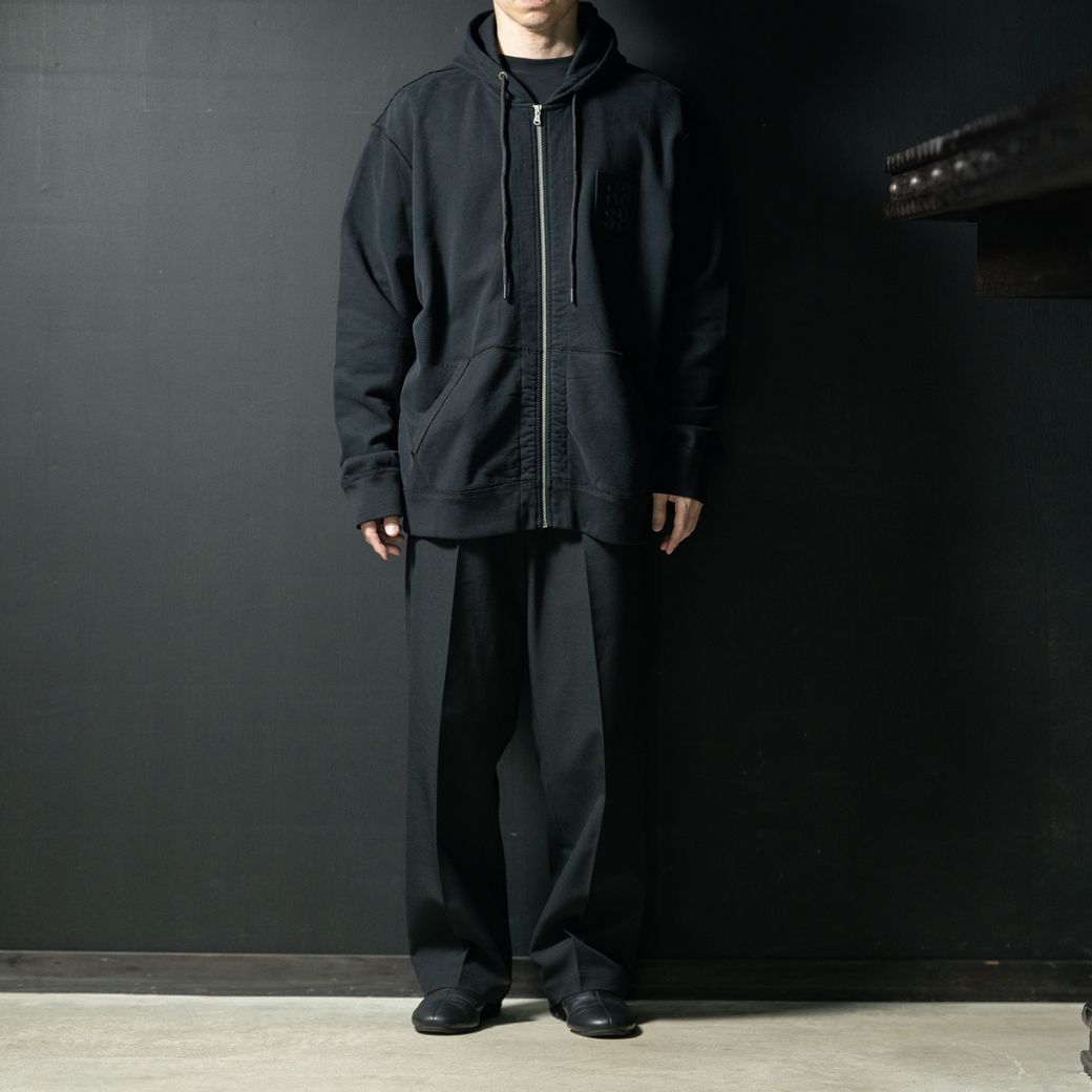 Zipped hoodie with RS hand signs on sleeves