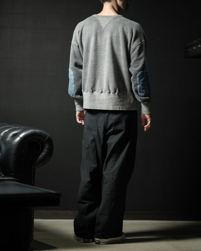 （BLEACHED HEATHER GRAY）身長168cm 体重55kg 着用サイズ42 ( XL )