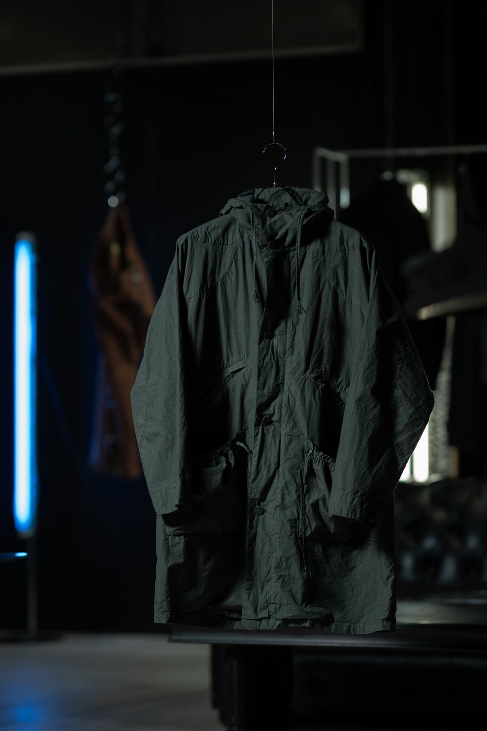 amachi. Fabric Forming Field Coat – Green Gray