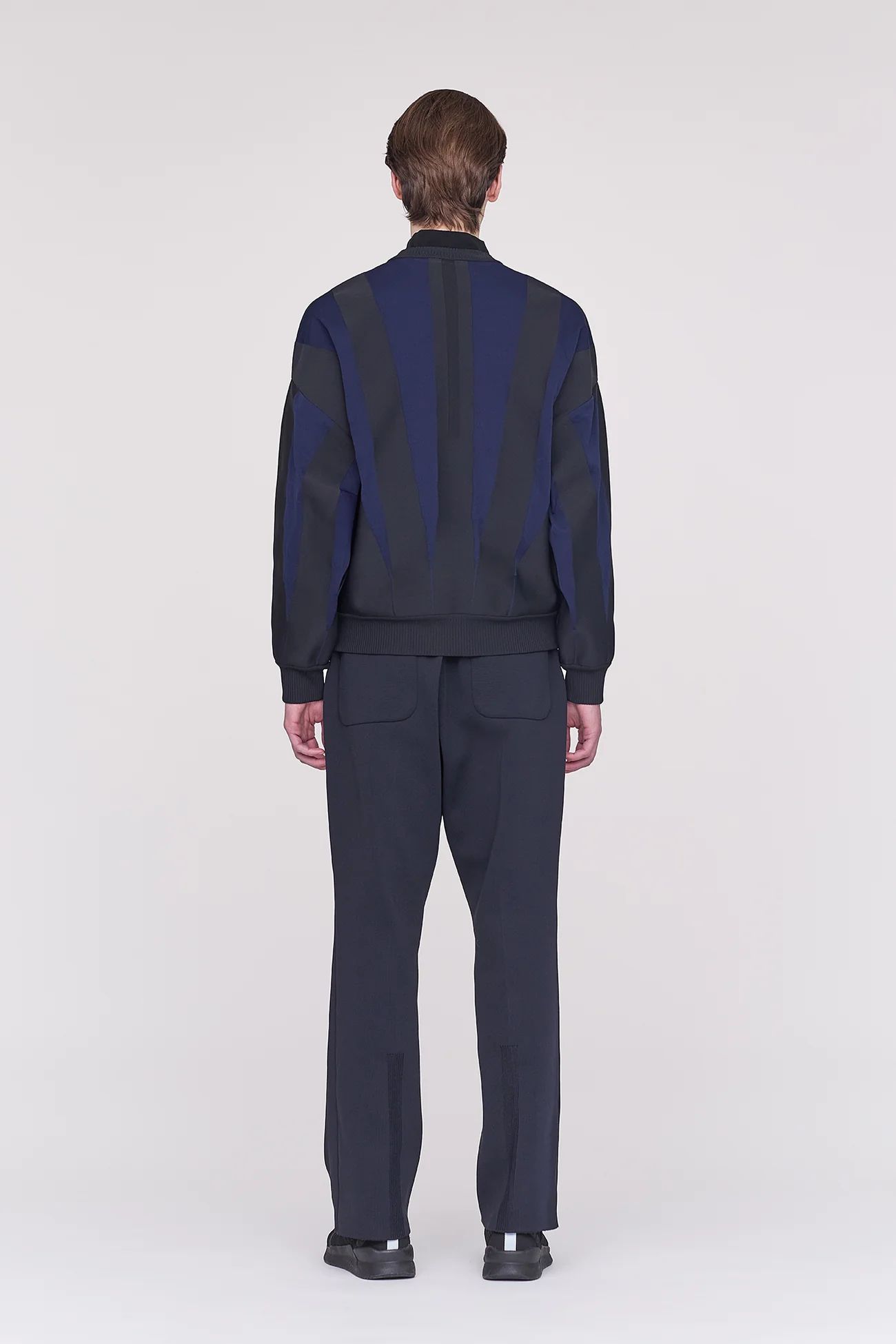 Conic Pullover