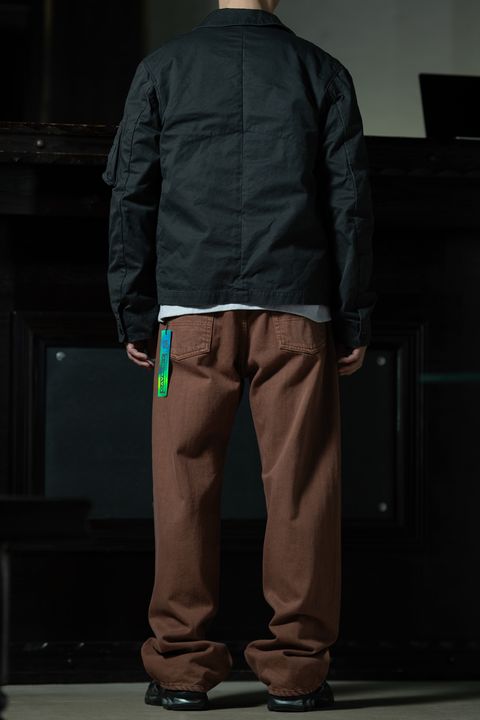 Organic Mechanic — C.E × YOUTH OF THE WATER、無機質なグレーを柿渋テラコッタで崩す