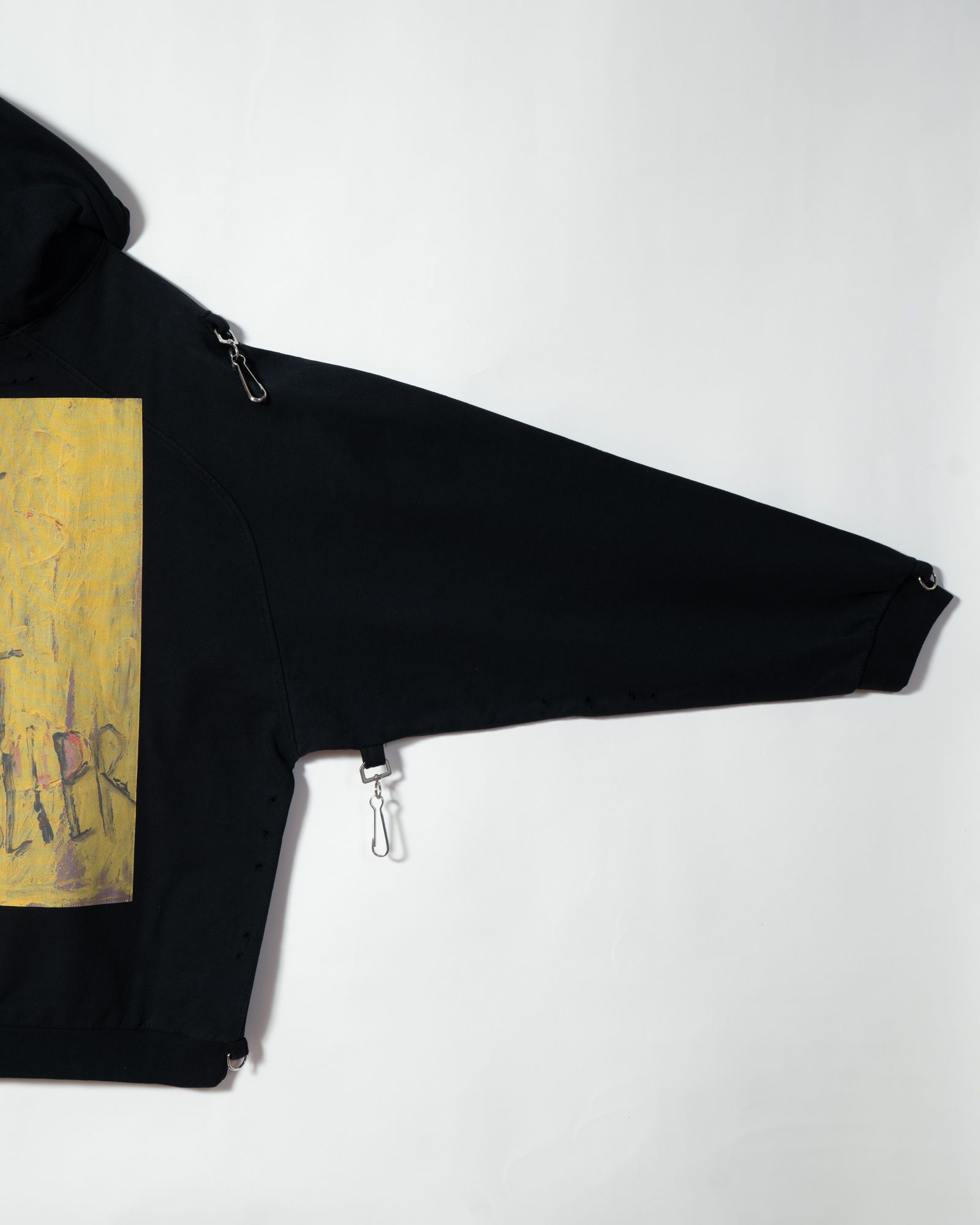 Washed big f it hoodie with clasps and patch