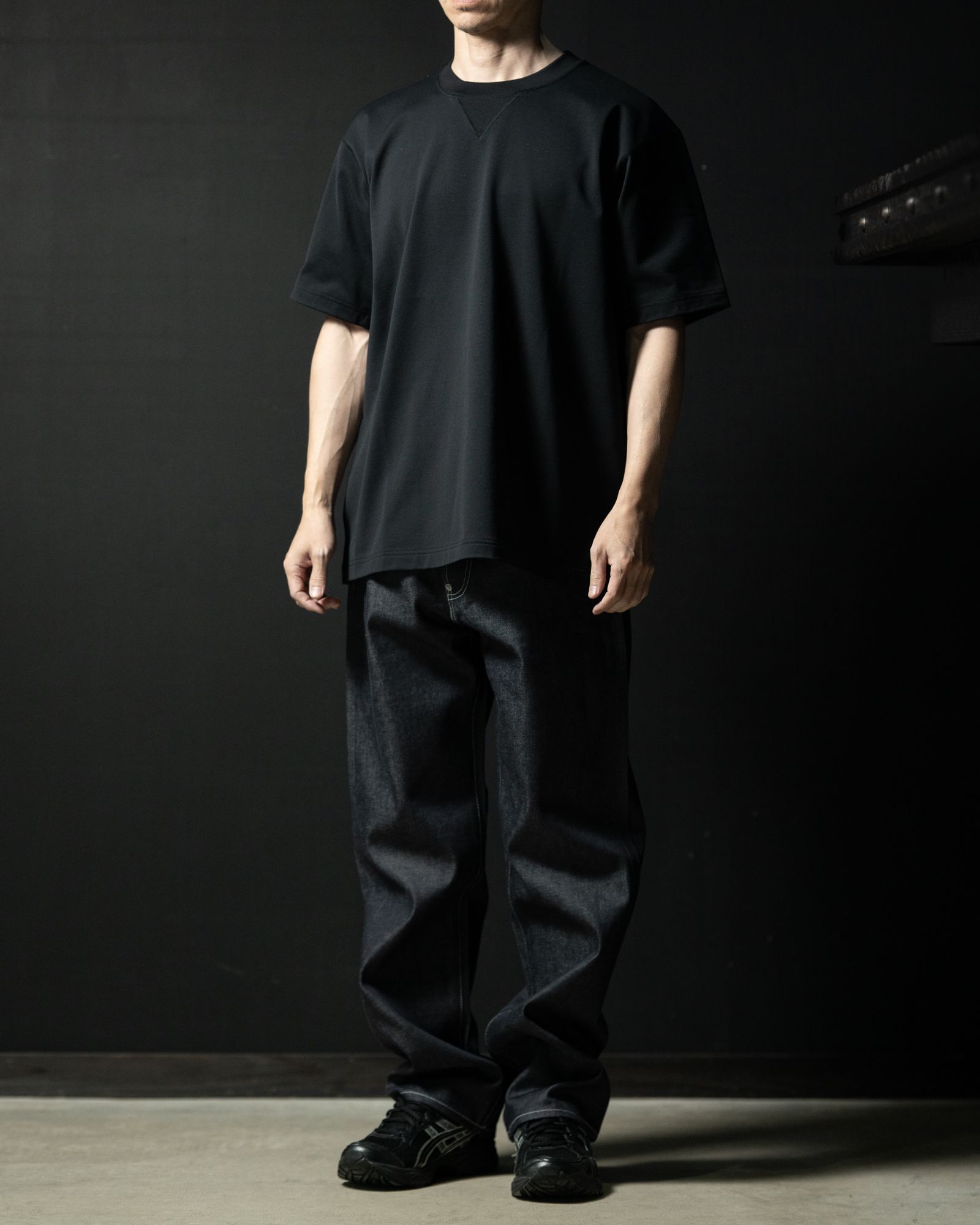 252-05001-04 T-SHIRT #Black