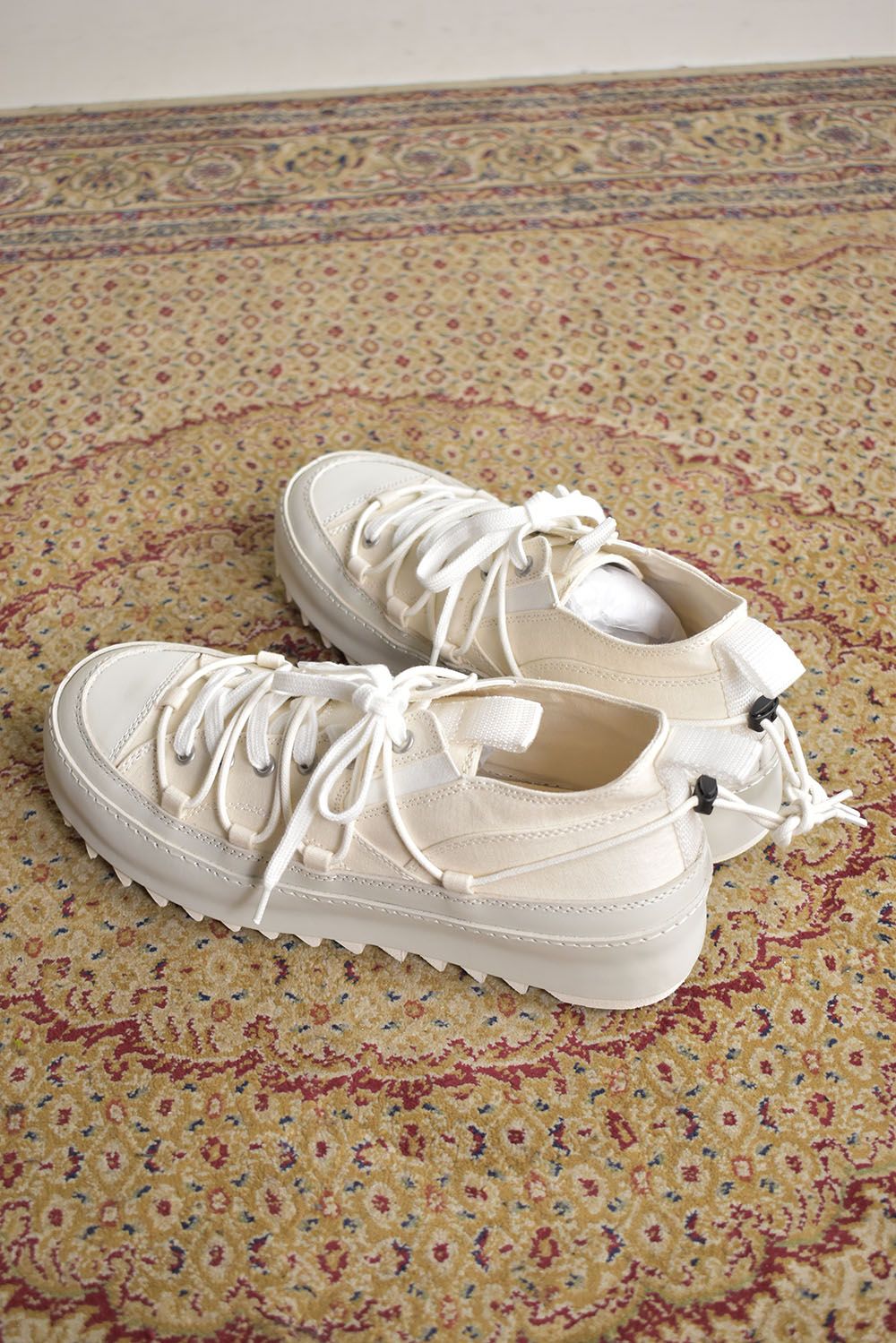 Double Lace Up Shark Sole Sneaker"White" / ダブルレースアップ シャークソールスニーカー"ホワイト"