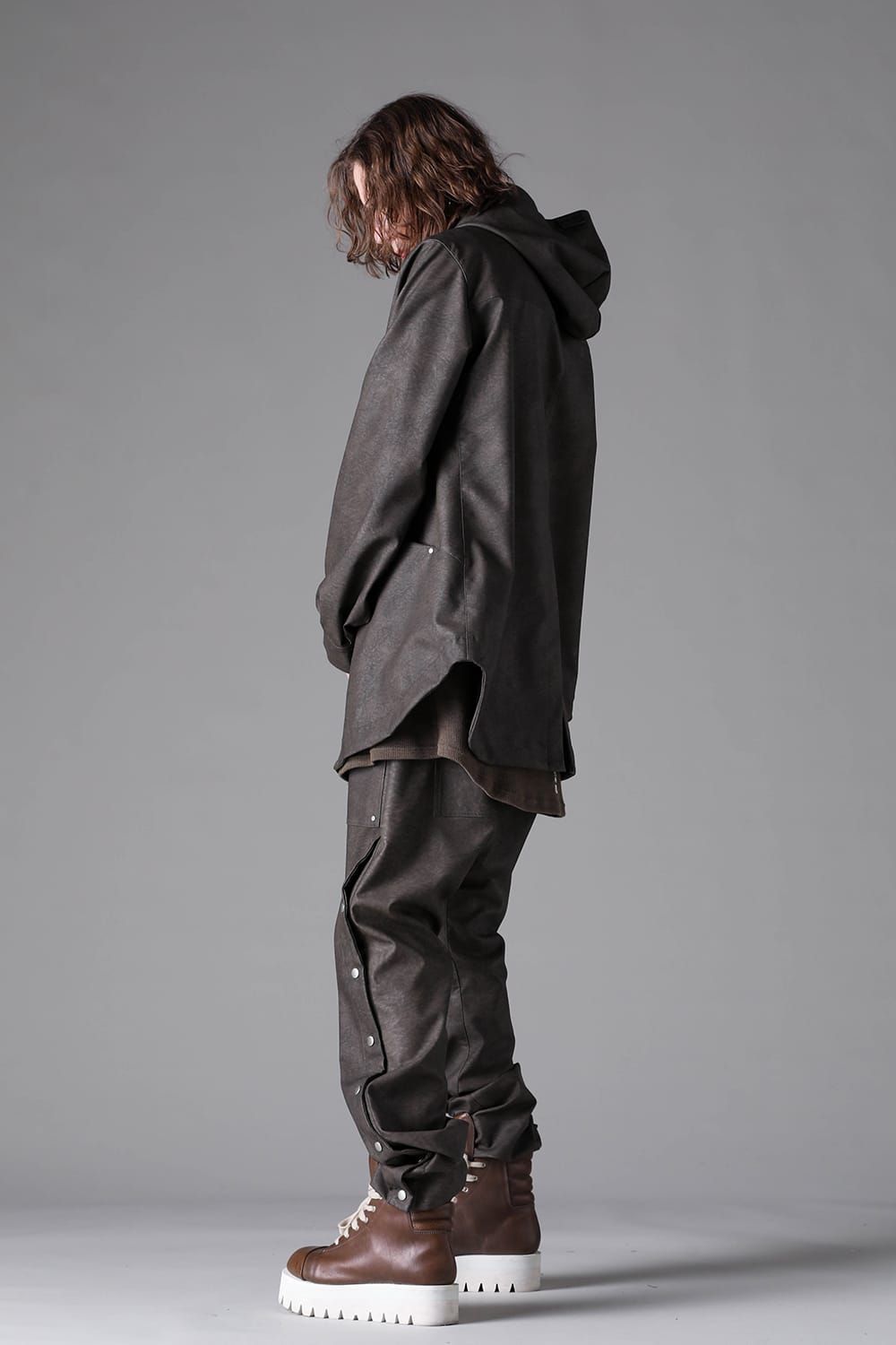 《2026AW先行予約》Vegan Leather Sarrouel Flare Pants"Smoke Black / Khaki" / ヴィーガンレザーサルエルフレアパンツ"スモークブラック/カーキ"