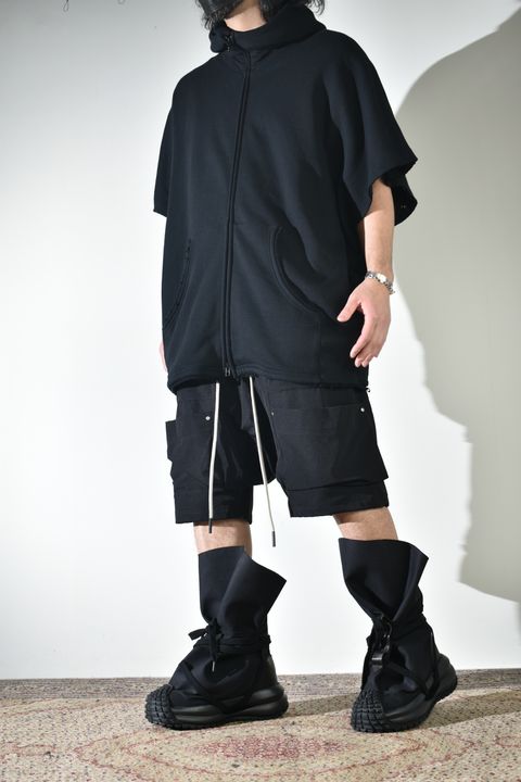 2Wayで着られる着用シーズンの長いスウェット