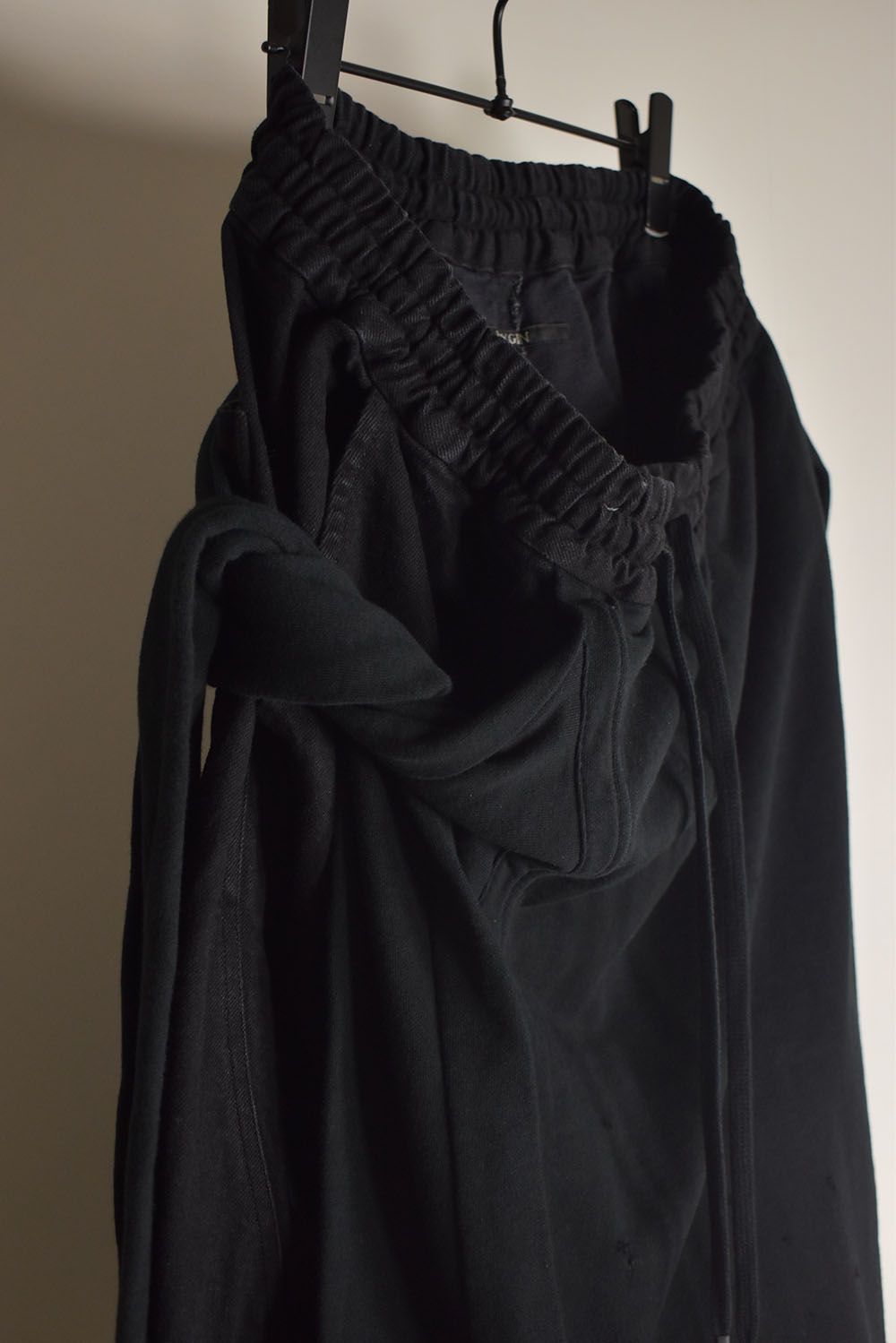 Stretch Denim Distressed Apron Wide Cropped Pants "Black" / ストレッチデニムダメージエプロンワイドクロップドパンツ"ブラック"