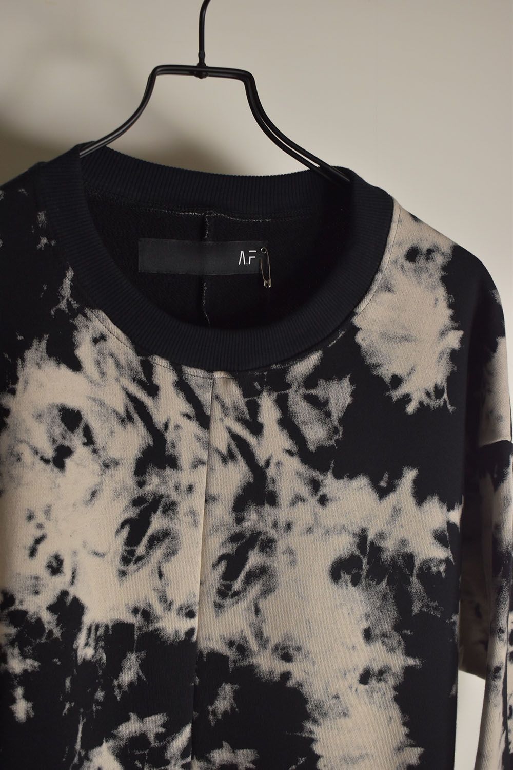 Discharge Pinting Asymmetry Crew Neck Top"Black×Ivory" /ディスチャージプリントアシンメトリークルーネックトップ"ブラック×アイボリー"