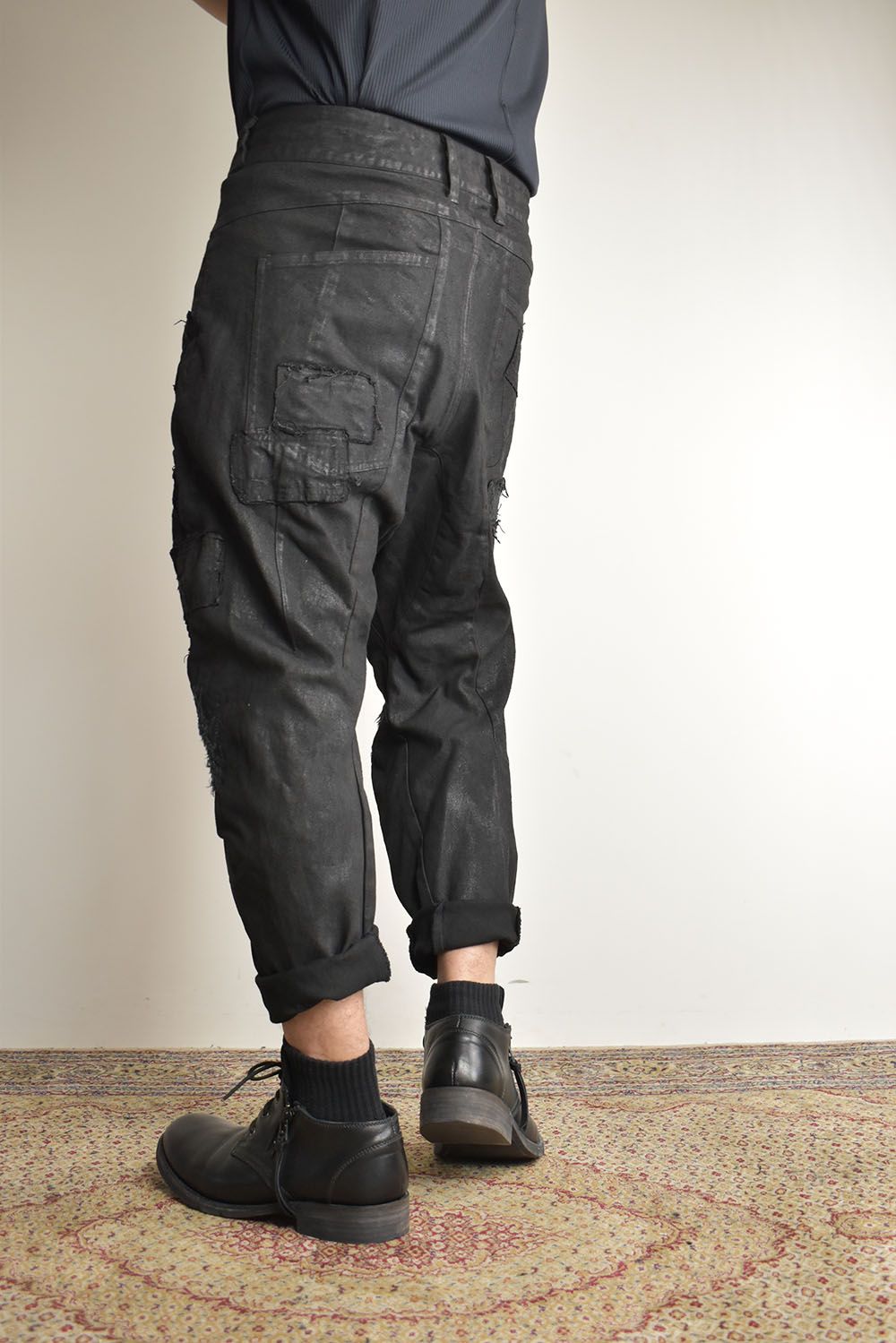 Product Coating Stretch Denim Damage Repair Cropped Pants “Black / 製品コーティングストレッチデニムダメージリペアクロップドパンツ"ブラック"