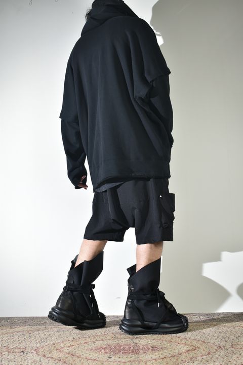 2Wayで着られる着用シーズンの長いスウェット