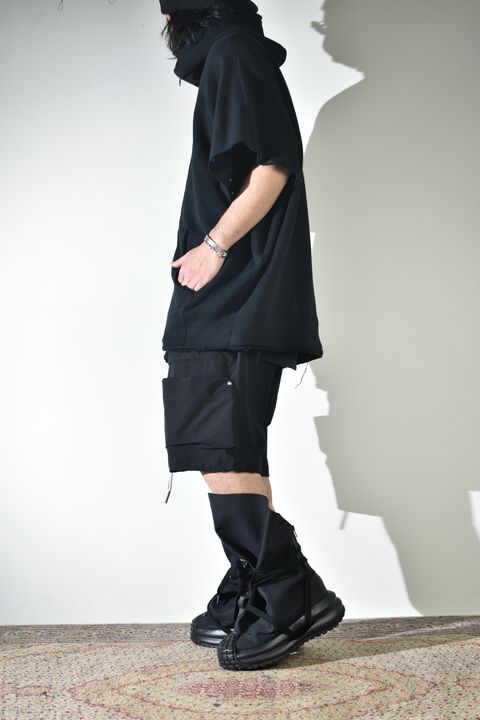 2Wayで着られる着用シーズンの長いスウェット