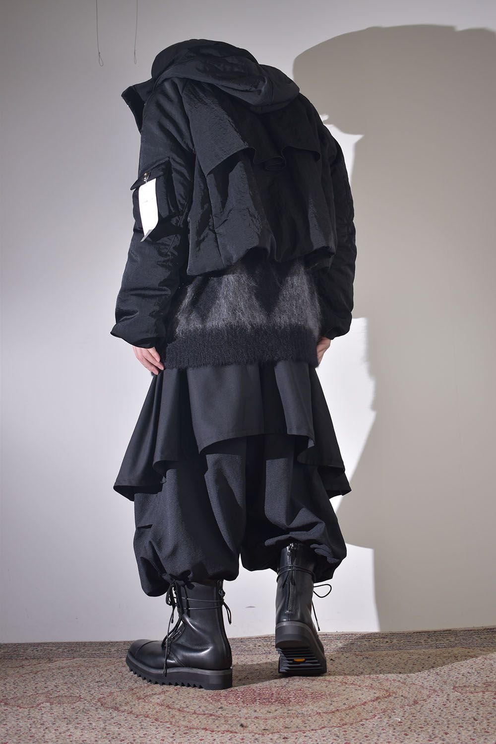 ショートブルゾン×レイヤードワイドサルエル