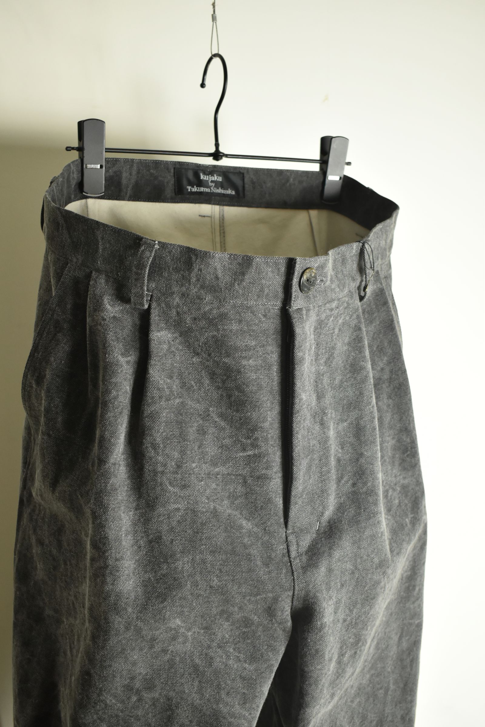 Tucked Hem Pants with Button Closure"Charcoal" /  タックヘムパンツ "チャコール"
