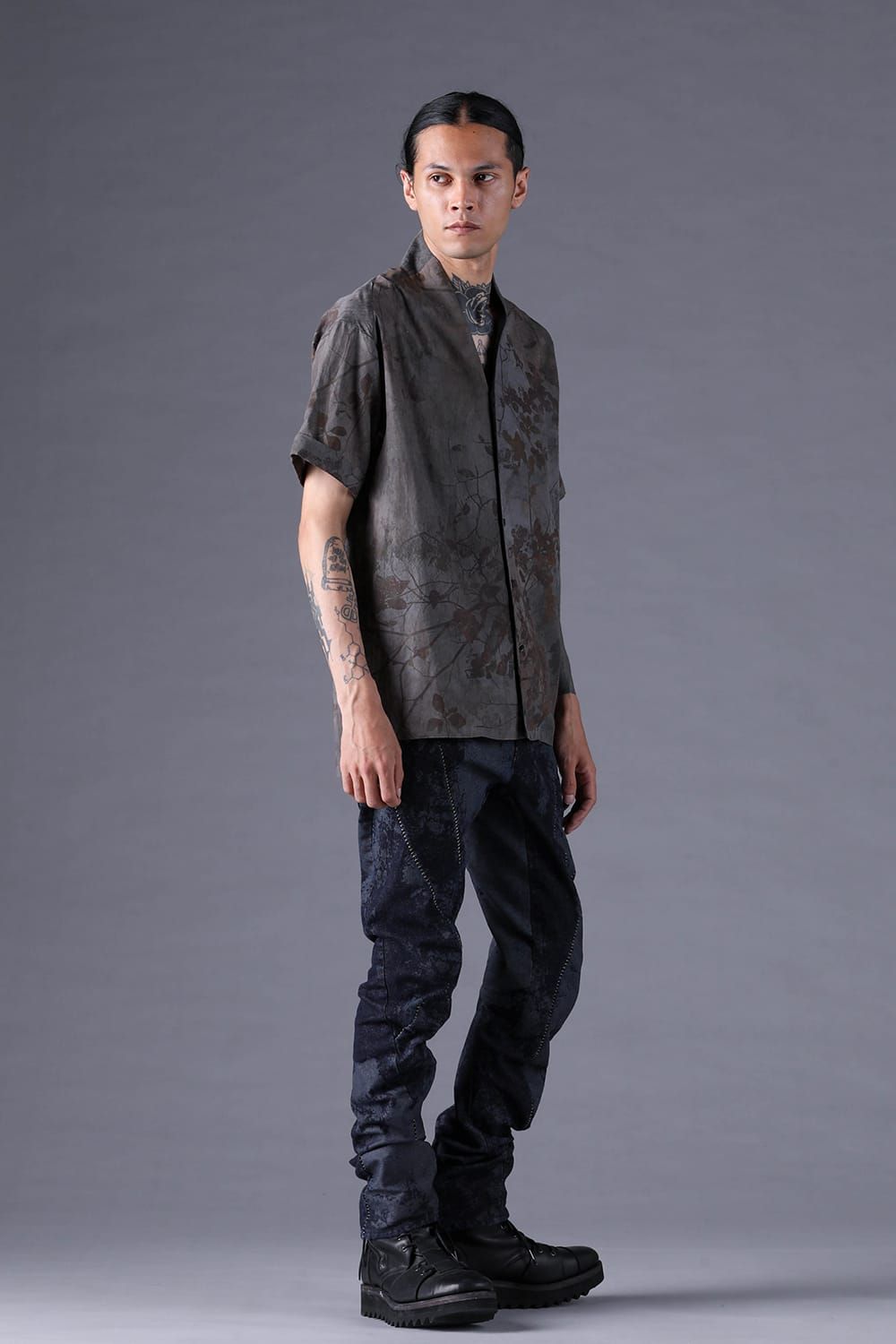 《2027SS先行予約分》Inkjet-Printed Shawl-Collar S/S Shirt "Charcoal" / インクジェットプリントショールカラーショートスリーブシャツ"チャコール"
