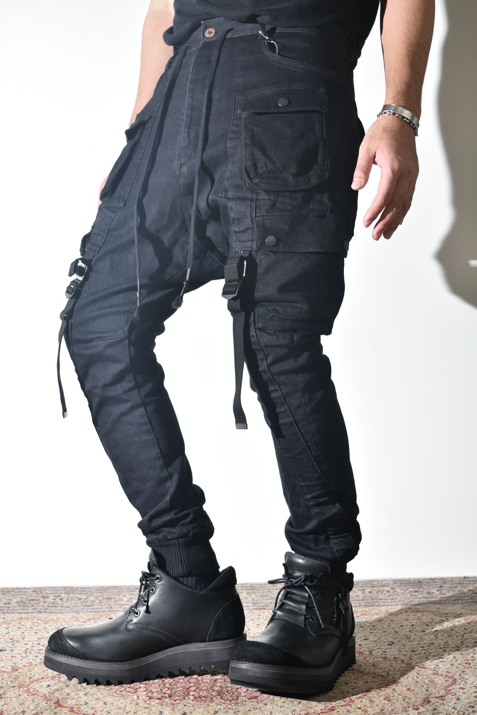Stretch Denim Belt-Adjustable Cargo Jogger Pants"Black" / ストレッチデニムベルトアジャストカーゴジョグパンツ"ブラック"
