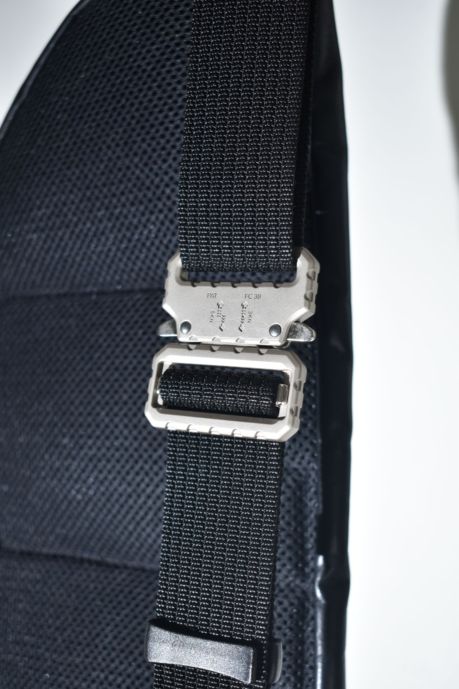 Leather Body Bag"Black" / レザーボディバッグ"ブラック"