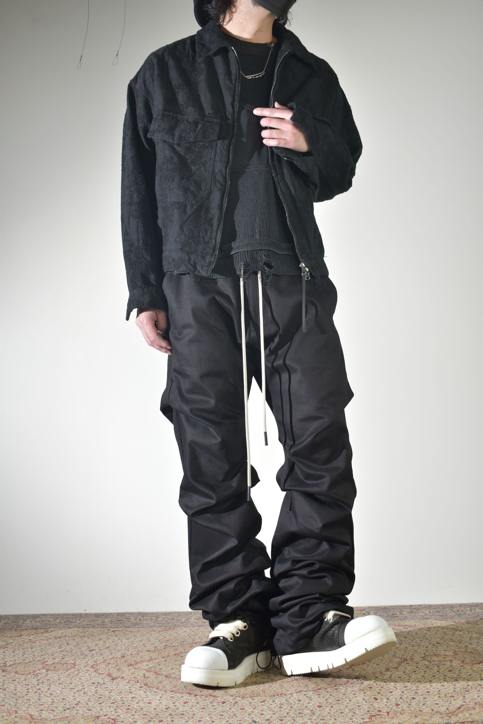 ブーツカット、早くもラス1