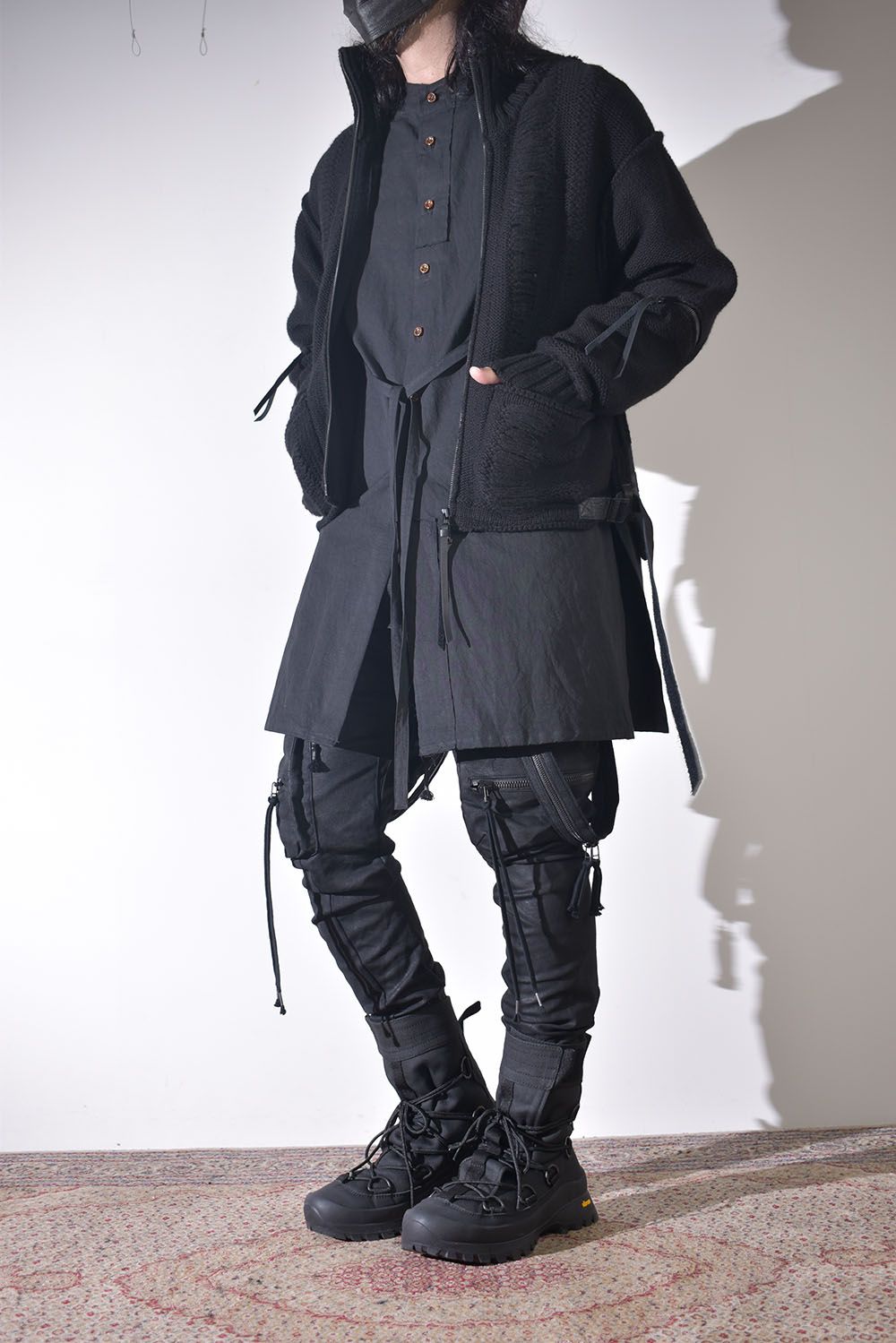 冬のニットジャケットスタイル