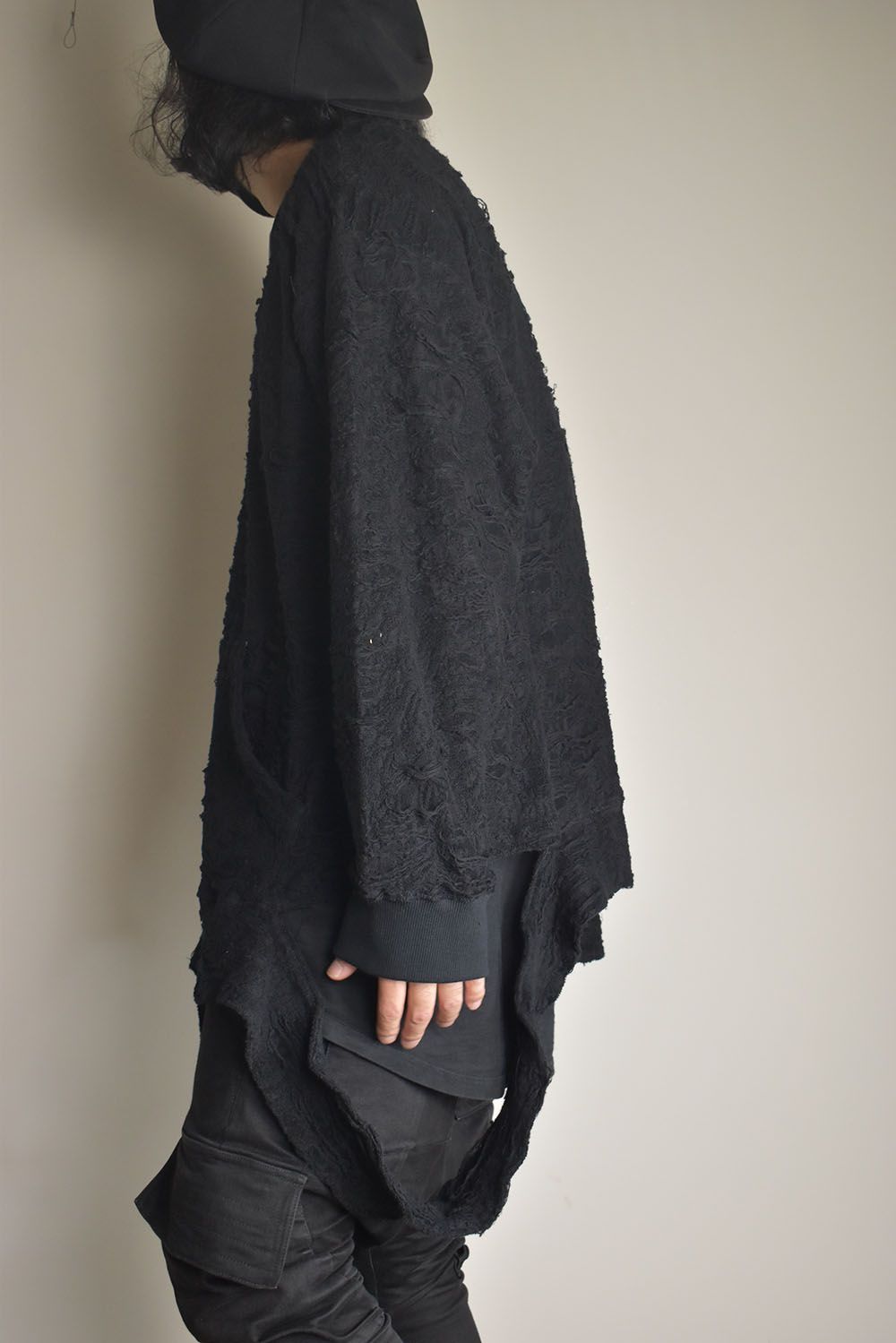 Damage Pile Arymmetry Crew Neck Top"Black" / ダメージパイル アシンメトリークルーネックトップ"ブラック"