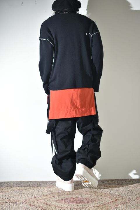 差し色とリラックスカジュアル