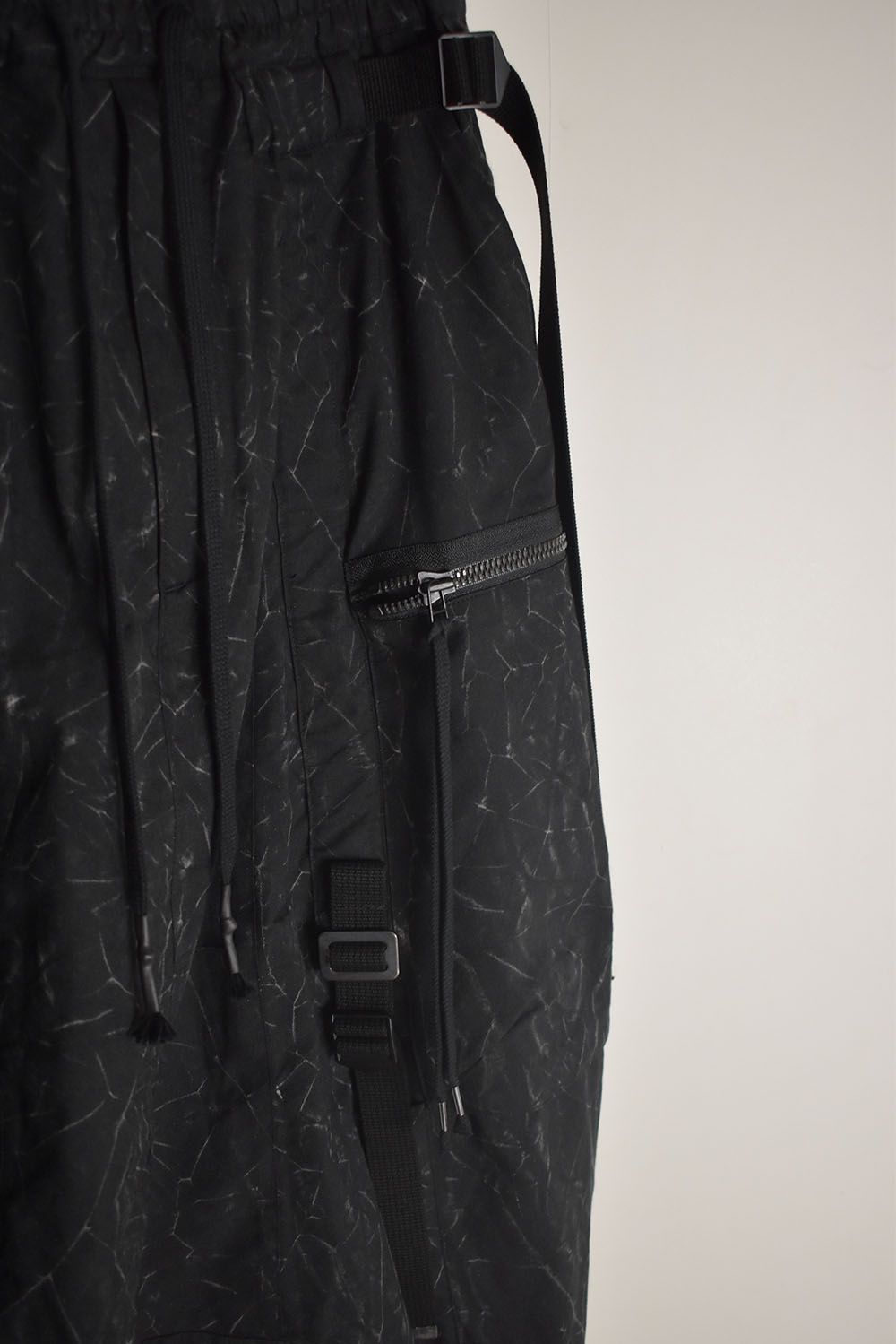 Catch Washer Bleach Belt Adjustable Sarouel Cargo Pants"Black" / キャッチワッシャーブリーチベルトアジャスタブルサルエルカーゴパンツ"ブラック"