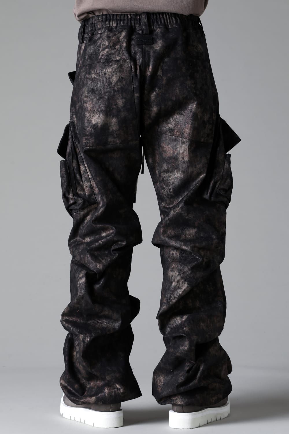 《2025AW先行予約》Metal Steam Camouflage Boots Cut Tuck Cargo Pants"Black × Beige" / メタルスチームカモフラージュ ブーツカットタックカーゴパンツ"ブラック×ベージュ"