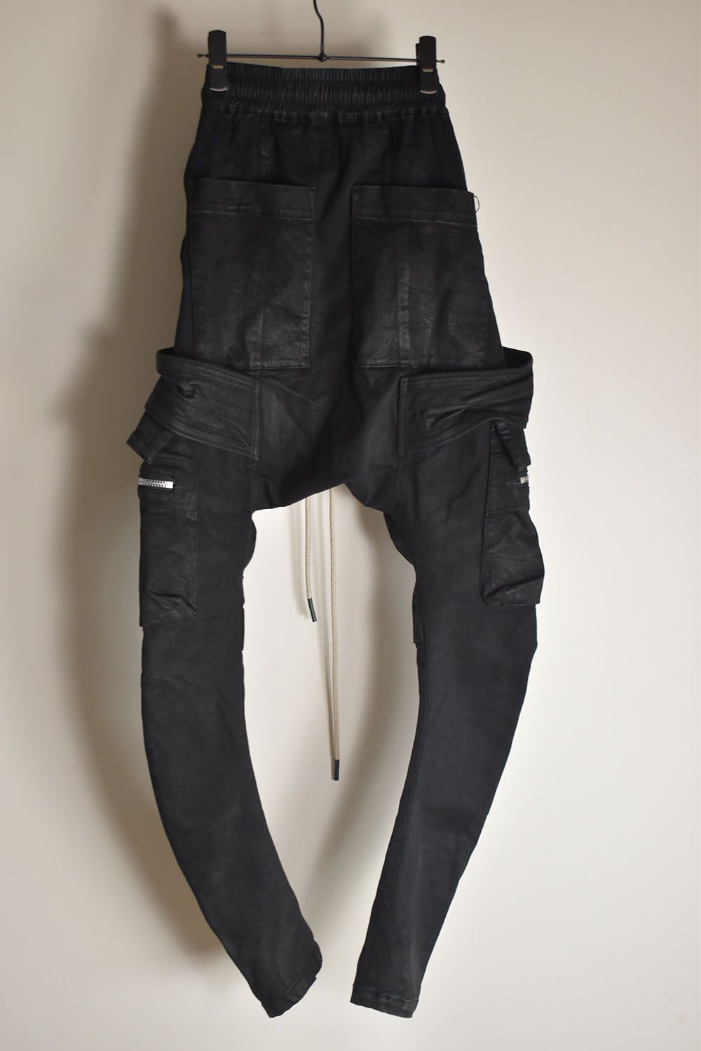 《2025AW先行予約》Denim Coating Cargo Sarouel Skinny"Black" / デニムコーティングカーゴサルエルスキニー"ブラック"