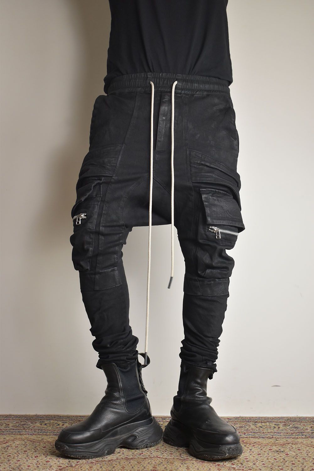 《2025AW先行予約》Denim Coating Cargo Sarouel Skinny"Black" / デニムコーティングカーゴサルエルスキニー"ブラック"