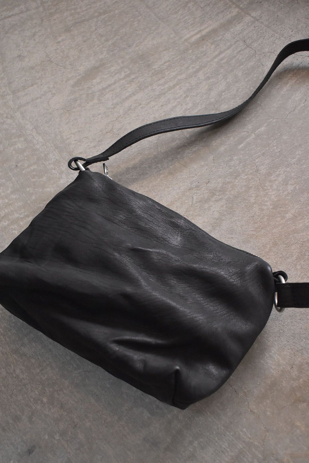 Japan Calf Product Wash Rider's Succotch"Black" / ジャパンカーフ製品洗いライダースサコッシュ"ブラック"