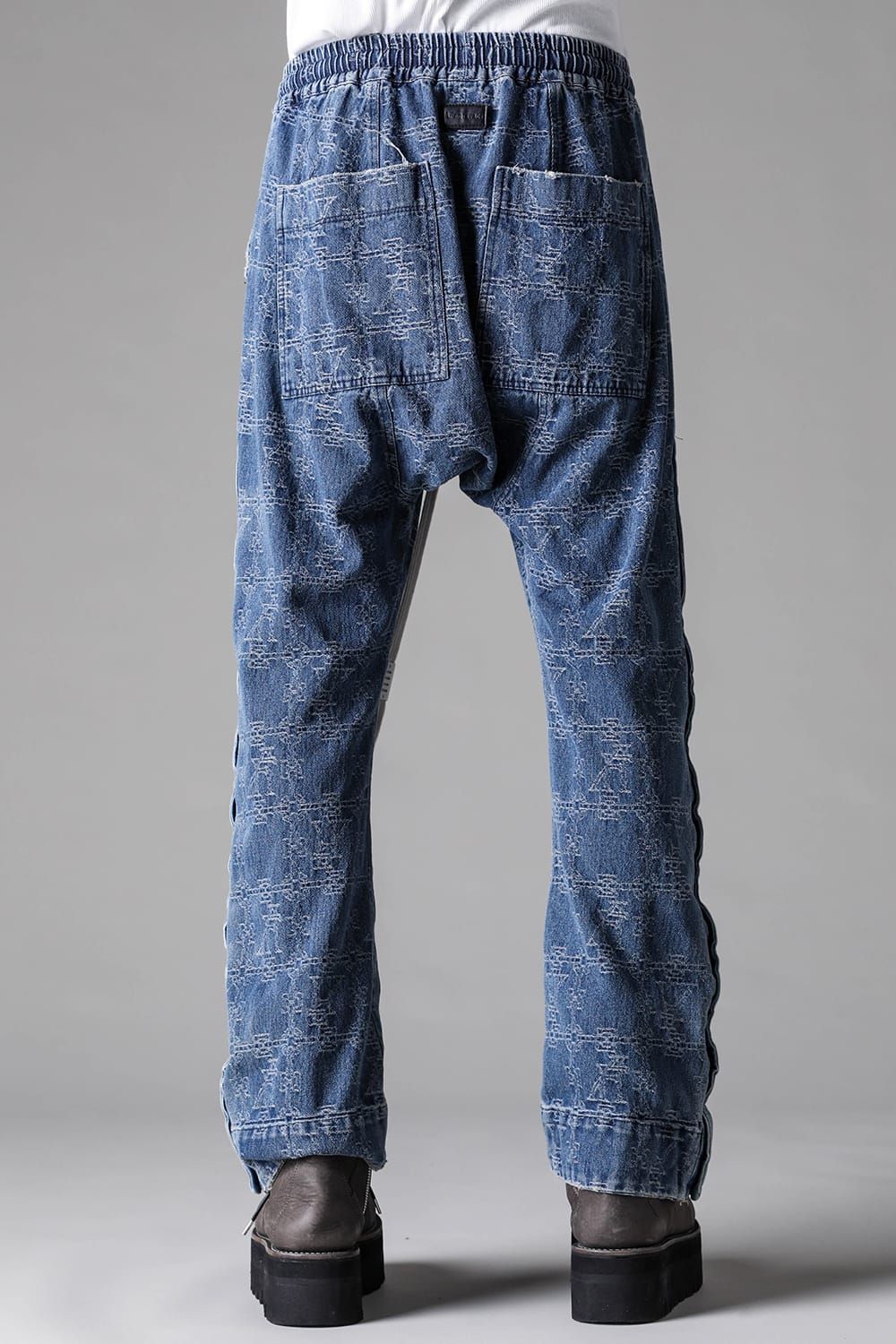 《2027SS先行予約》Jacgurd Denim Sarrouel Flare Pants "Black / Blue" / ジャガードデニムサルエルフレアパンツ"ブラック/ブルー"