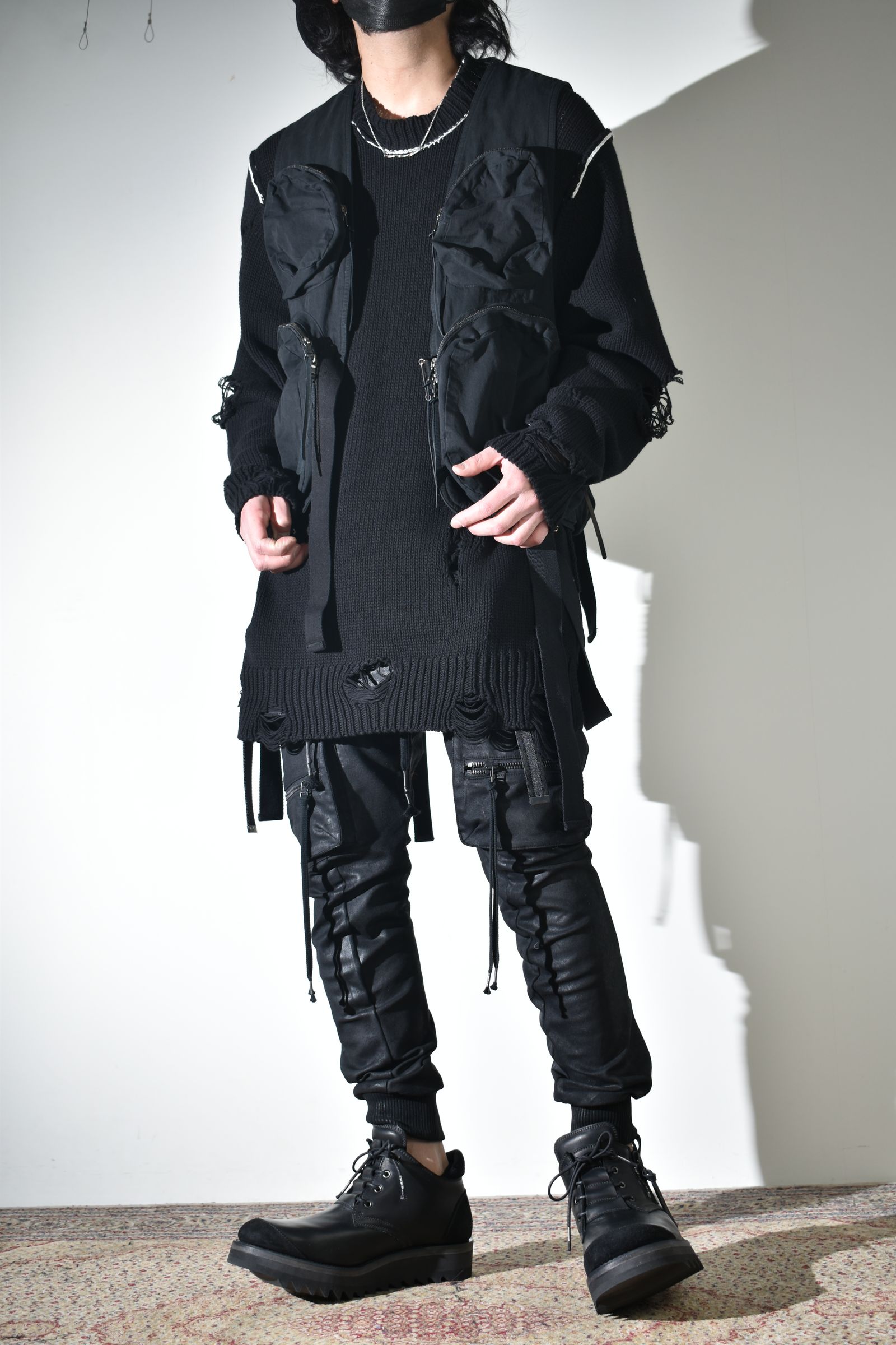 春ニット × ベスト