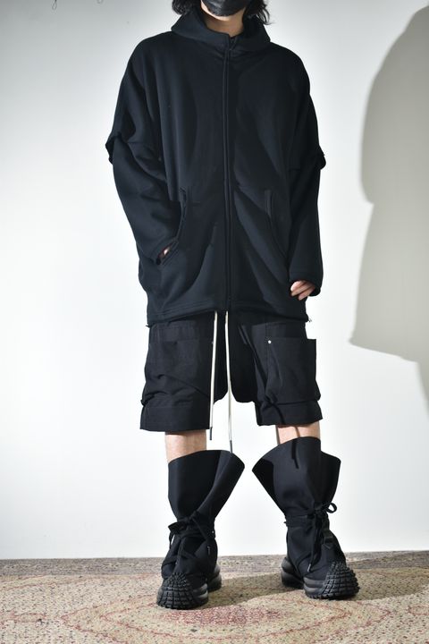 2Wayで着られる着用シーズンの長いスウェット