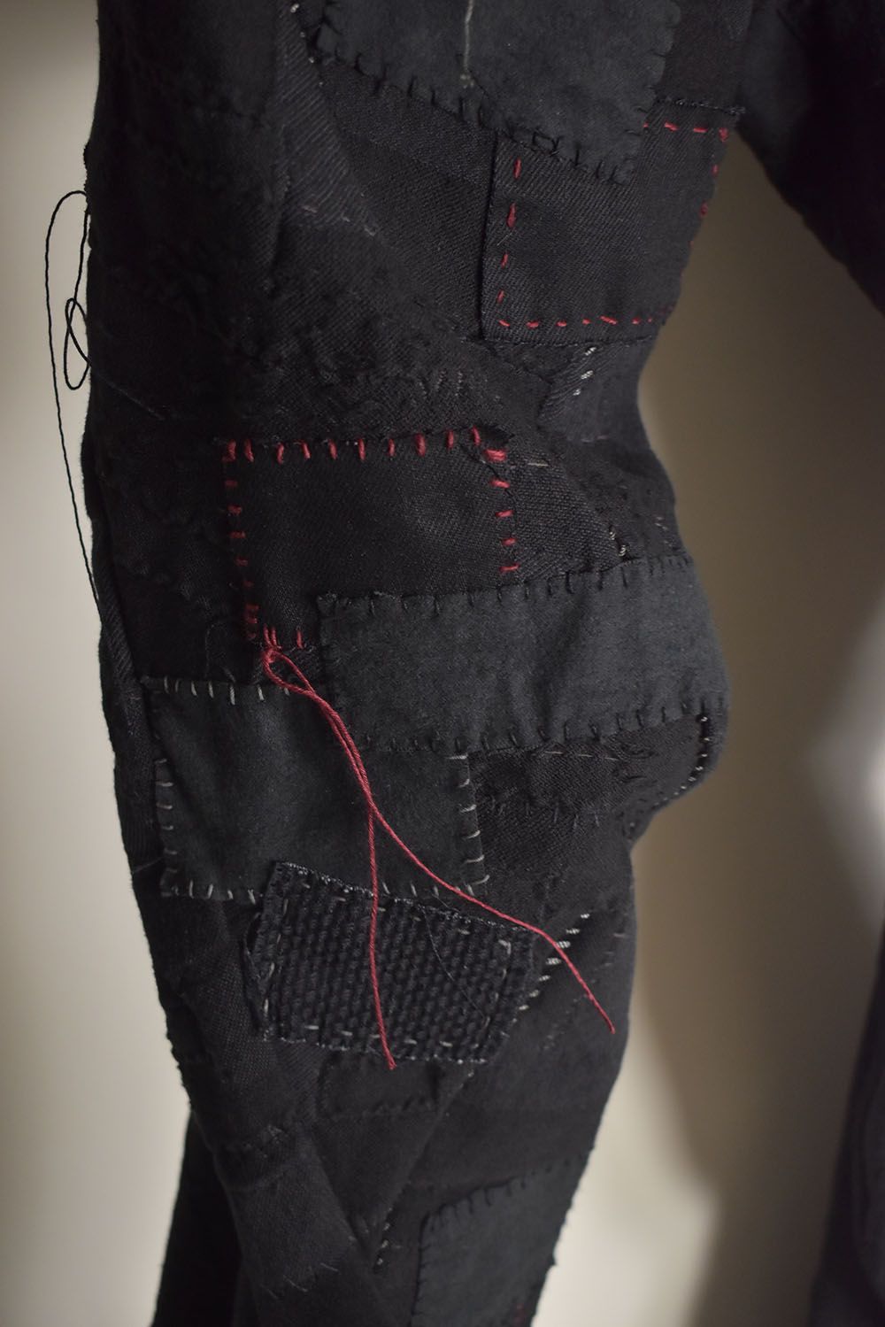 Hand Patchwork Crust Jacquard Overlock Twist Curve Pants "Black" / ハンドパッチワーククラストジャガードオーバーロックツイストカーブパンツ"ブラック"