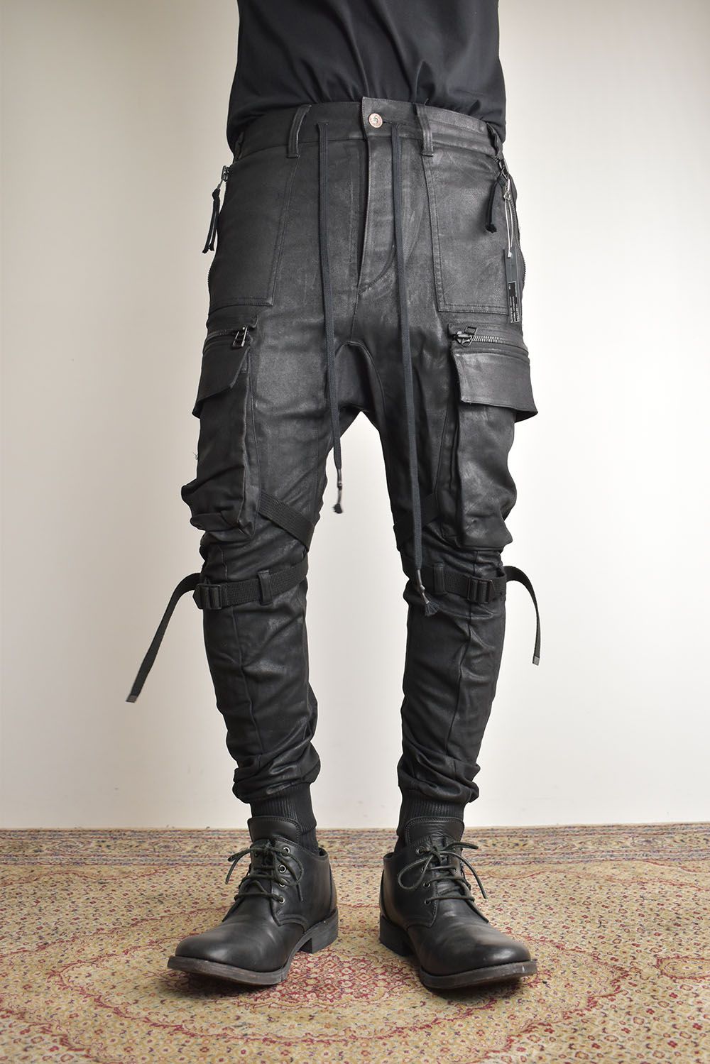 Product-Coated Jersey-Like Denim Cargo Jog Pants"Black" / 製品コーティングジャージーライクデニムカーゴジョグパンツ"ブラック"