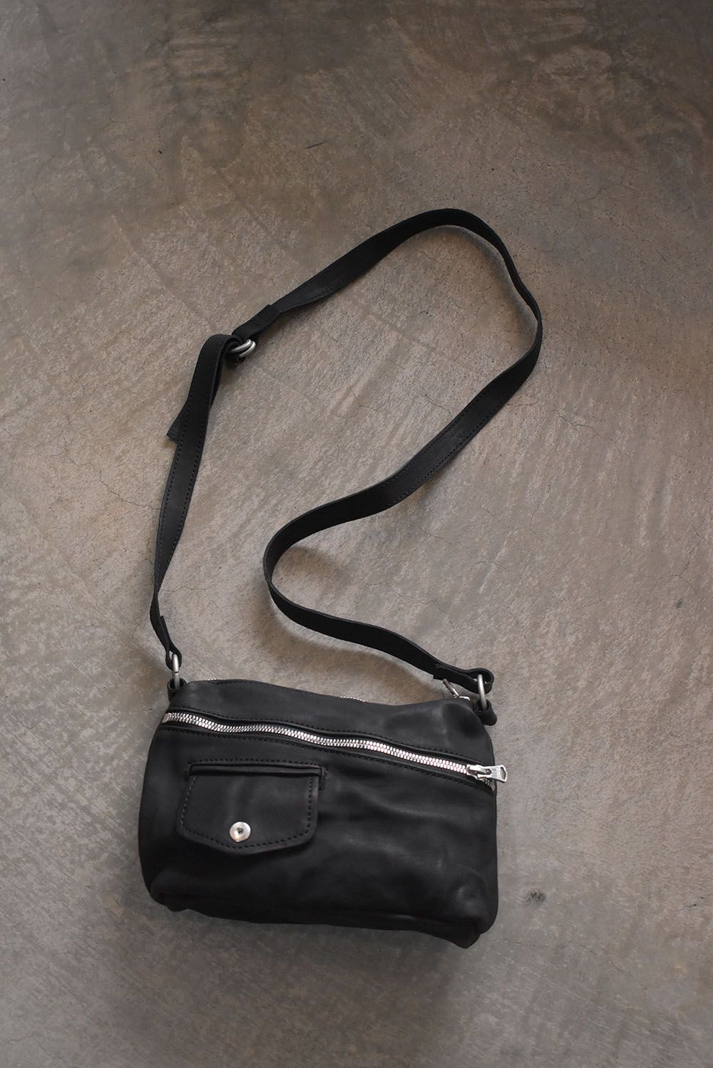 Japan Calf Product Wash Rider's Succotch"Black" / ジャパンカーフ製品洗いライダースサコッシュ"ブラック"