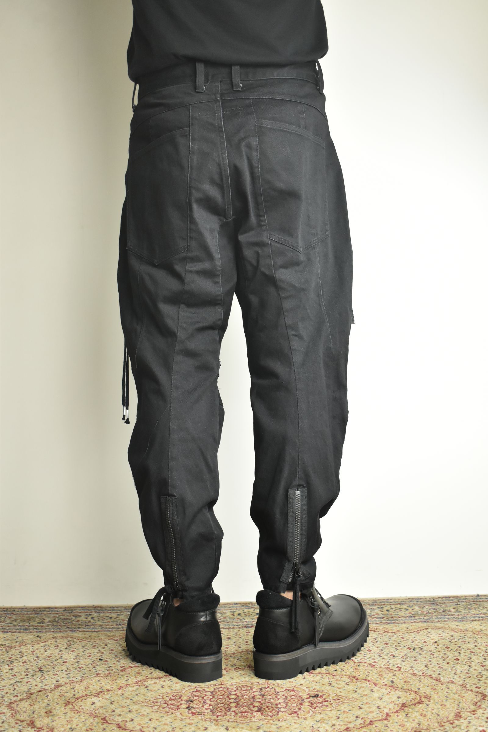Stretch Denim Knee-Open Cropped Pants"Black" / ストレッチデニムニーオープンクロップドパンツ"ブラック"