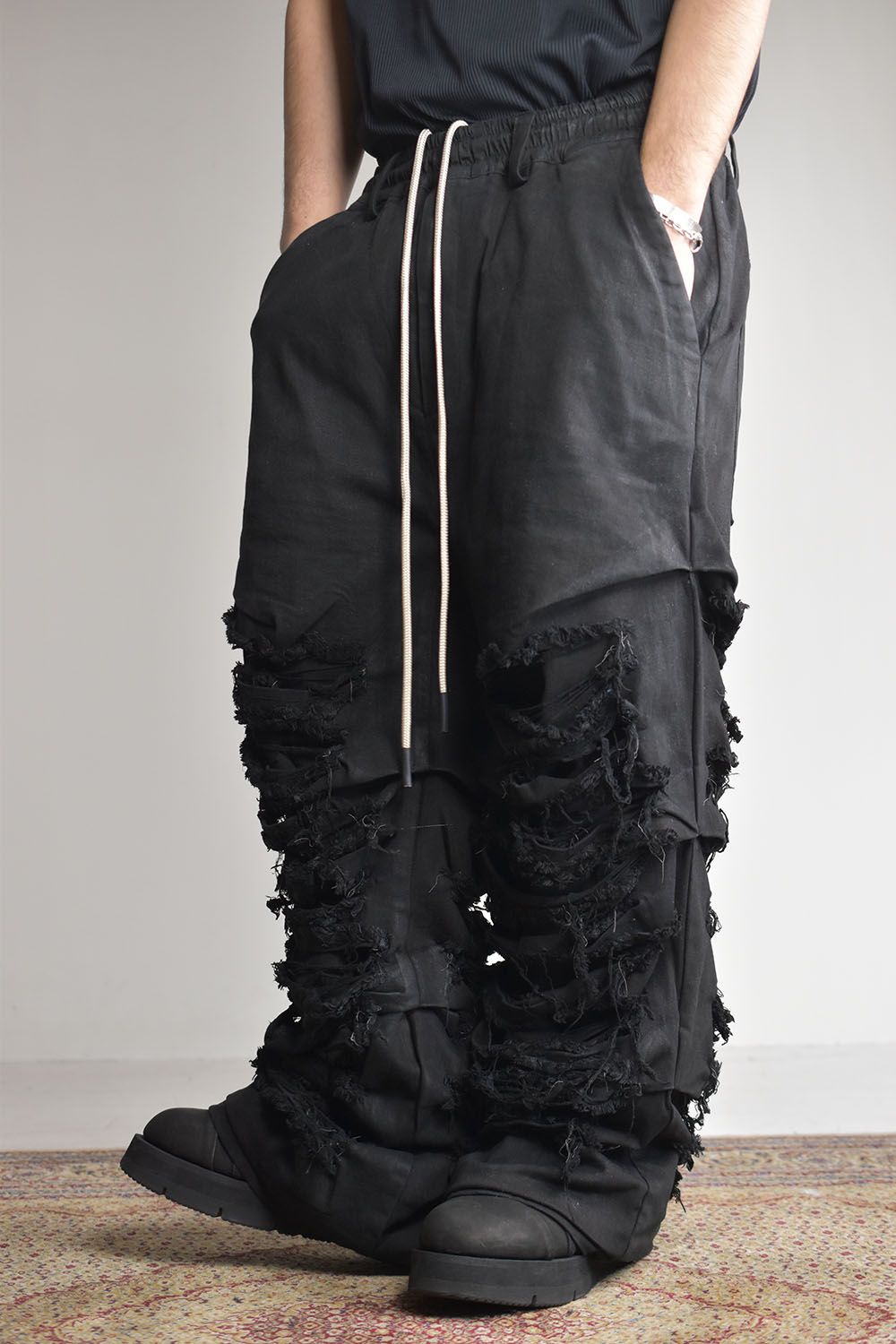 《2025AW先行予約》Damage Denim Tuck Wide Pants"Black"/ダメージデニムタックワイドパンツ"ブラック"