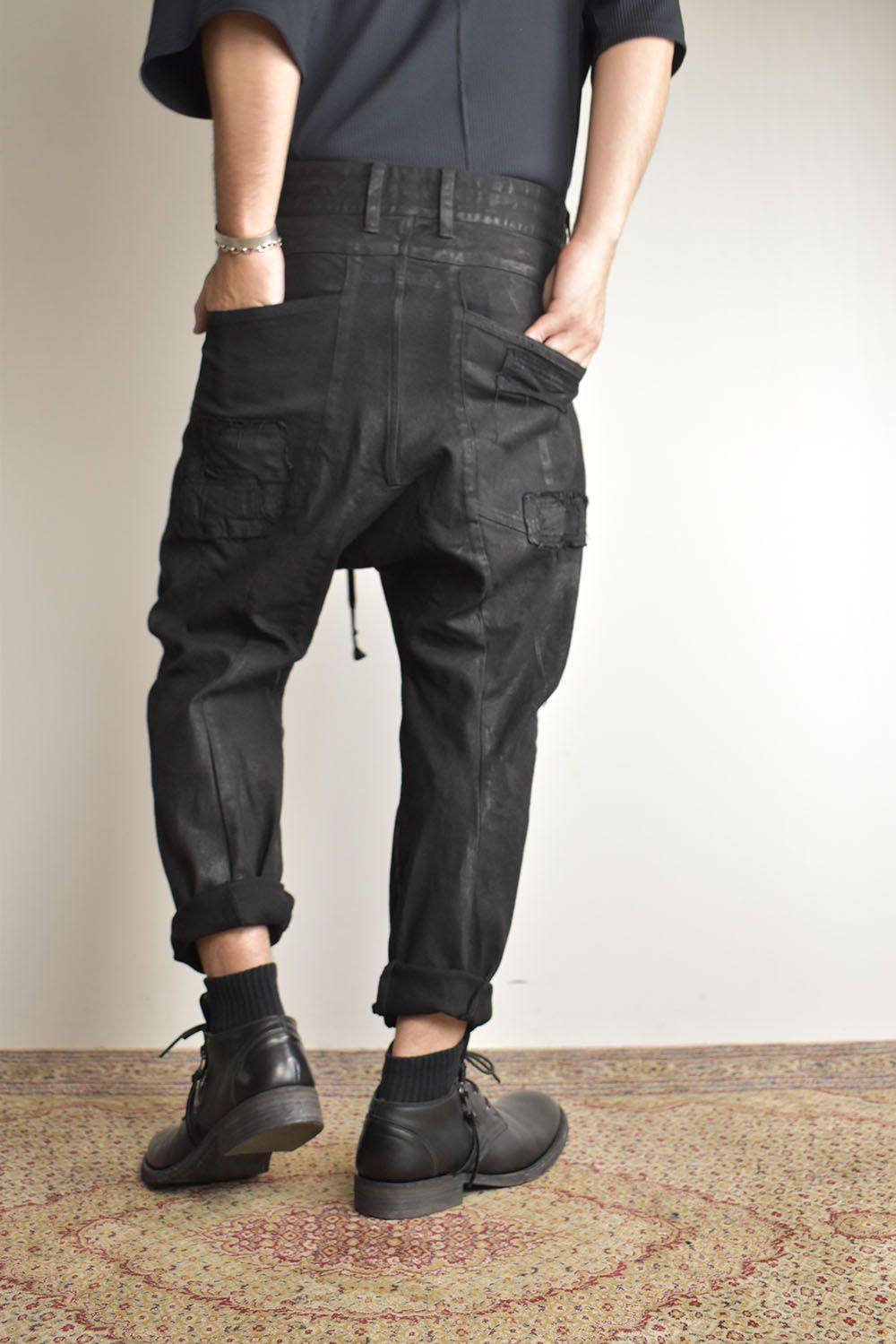 Product Coating Stretch Denim Damage Repair Cropped Pants “Black / 製品コーティングストレッチデニムダメージリペアクロップドパンツ"ブラック"