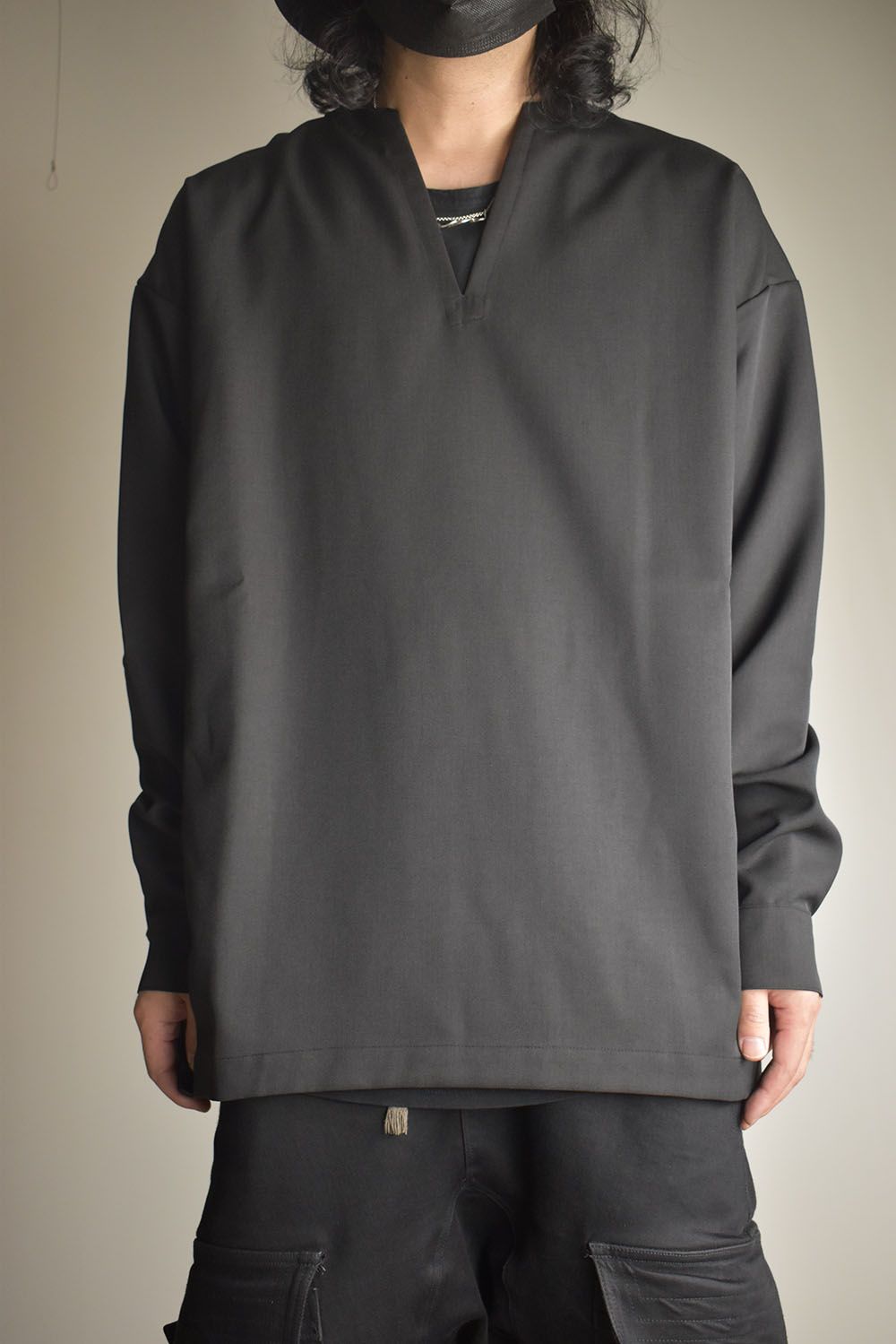 Collarless Top"Black" / カラーレストップ"ブラック"