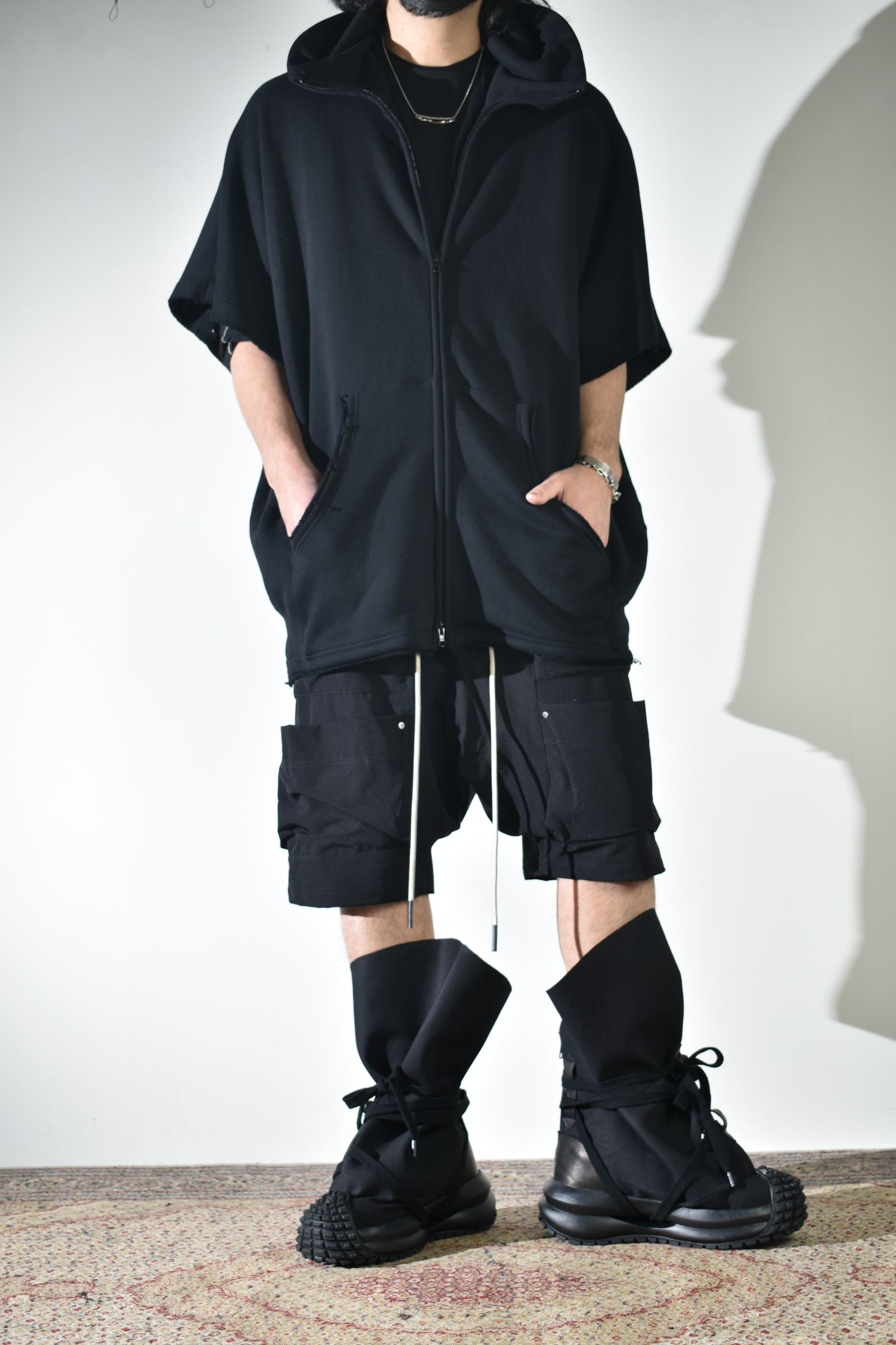 2Wayで着られる着用シーズンの長いスウェット