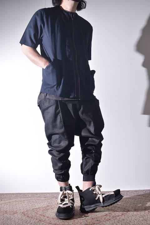 今期はハーフスリーブも展開