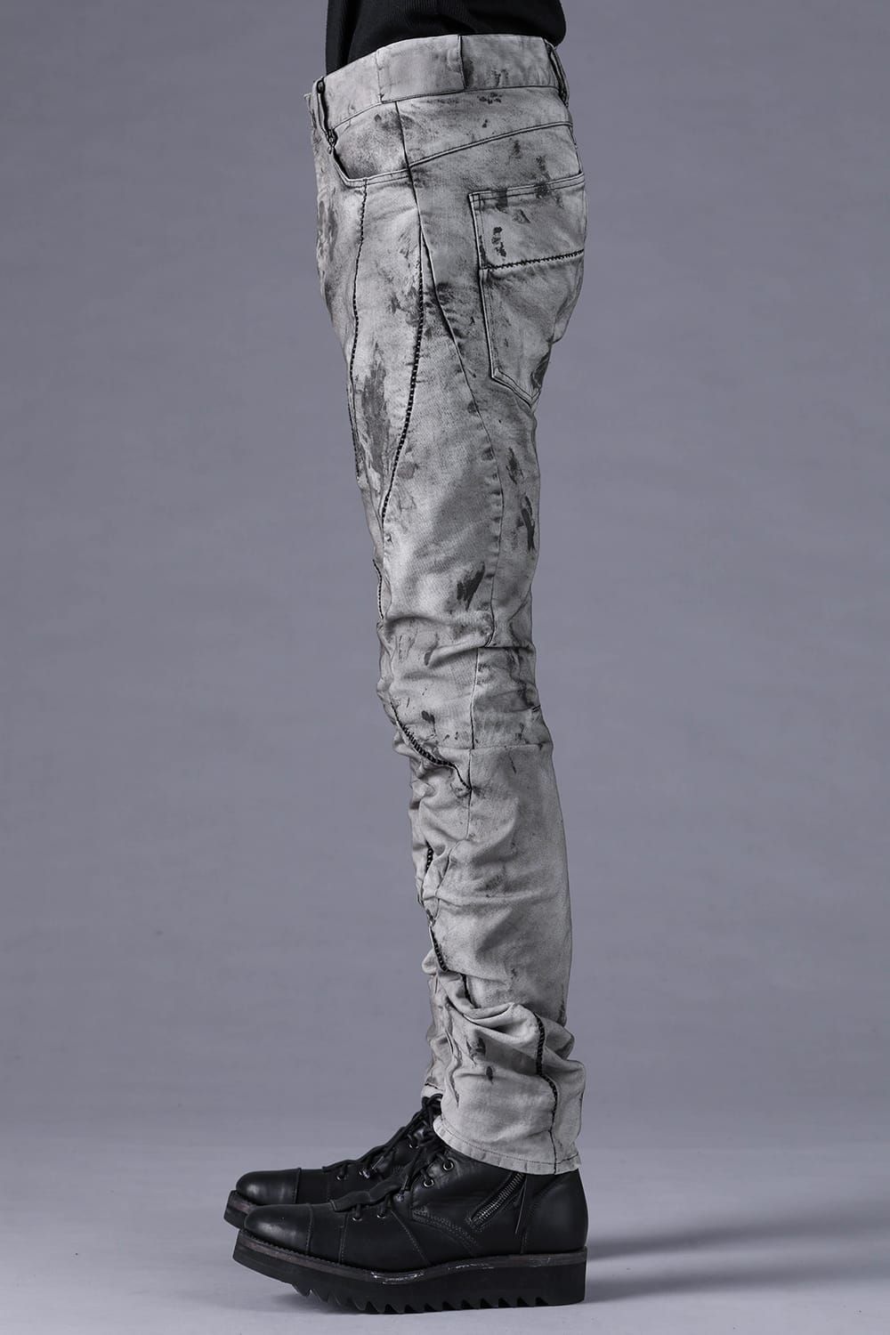 《2027SS先行予約分》Dirty Finish Overlock Twist Curve Pants"Dusty White" / ダーティ加工オーバーロックツイストカーブパンツ "ダスティホワイト"