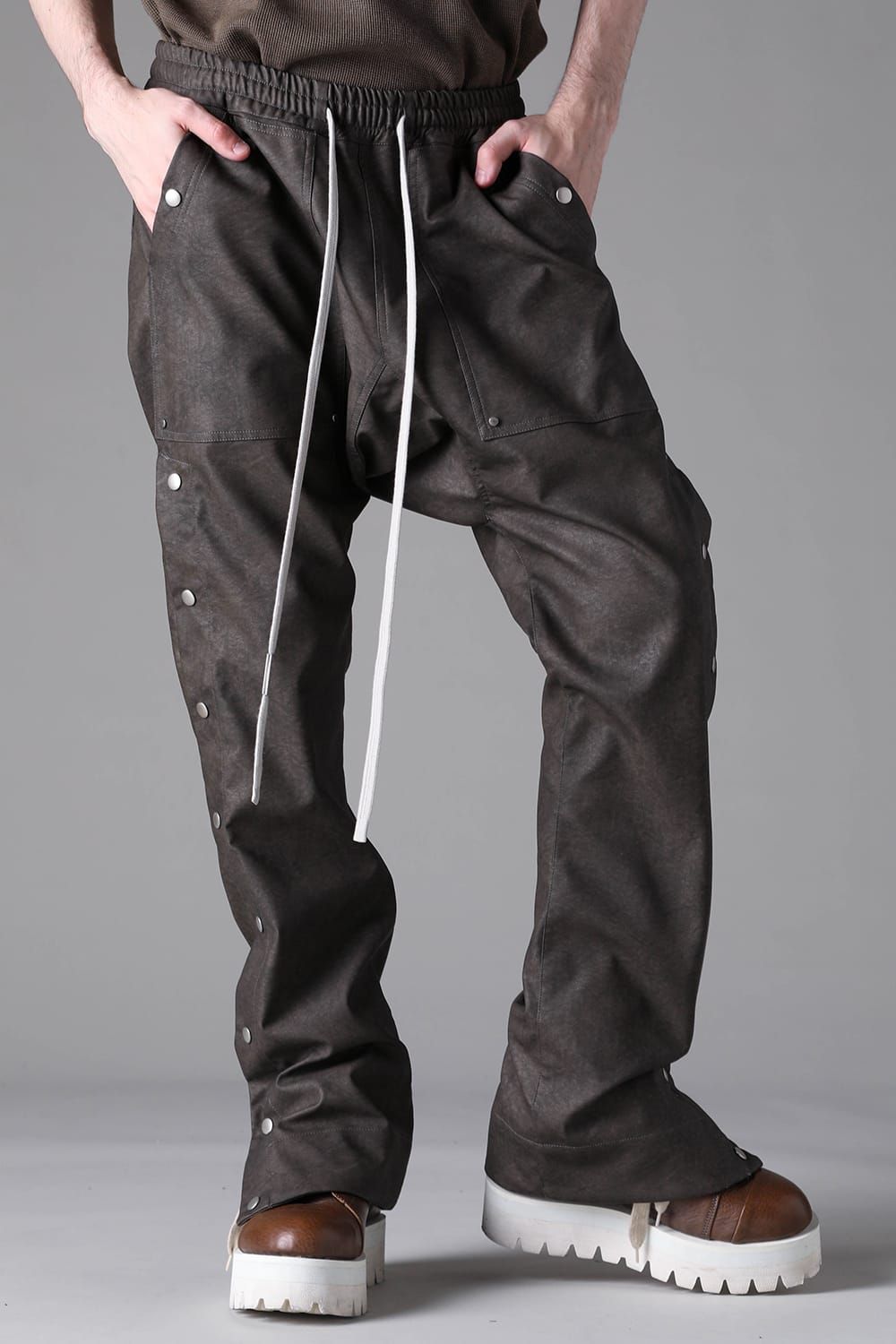 《2026AW先行予約》Vegan Leather Sarrouel Flare Pants"Smoke Black / Khaki" / ヴィーガンレザーサルエルフレアパンツ"スモークブラック/カーキ"
