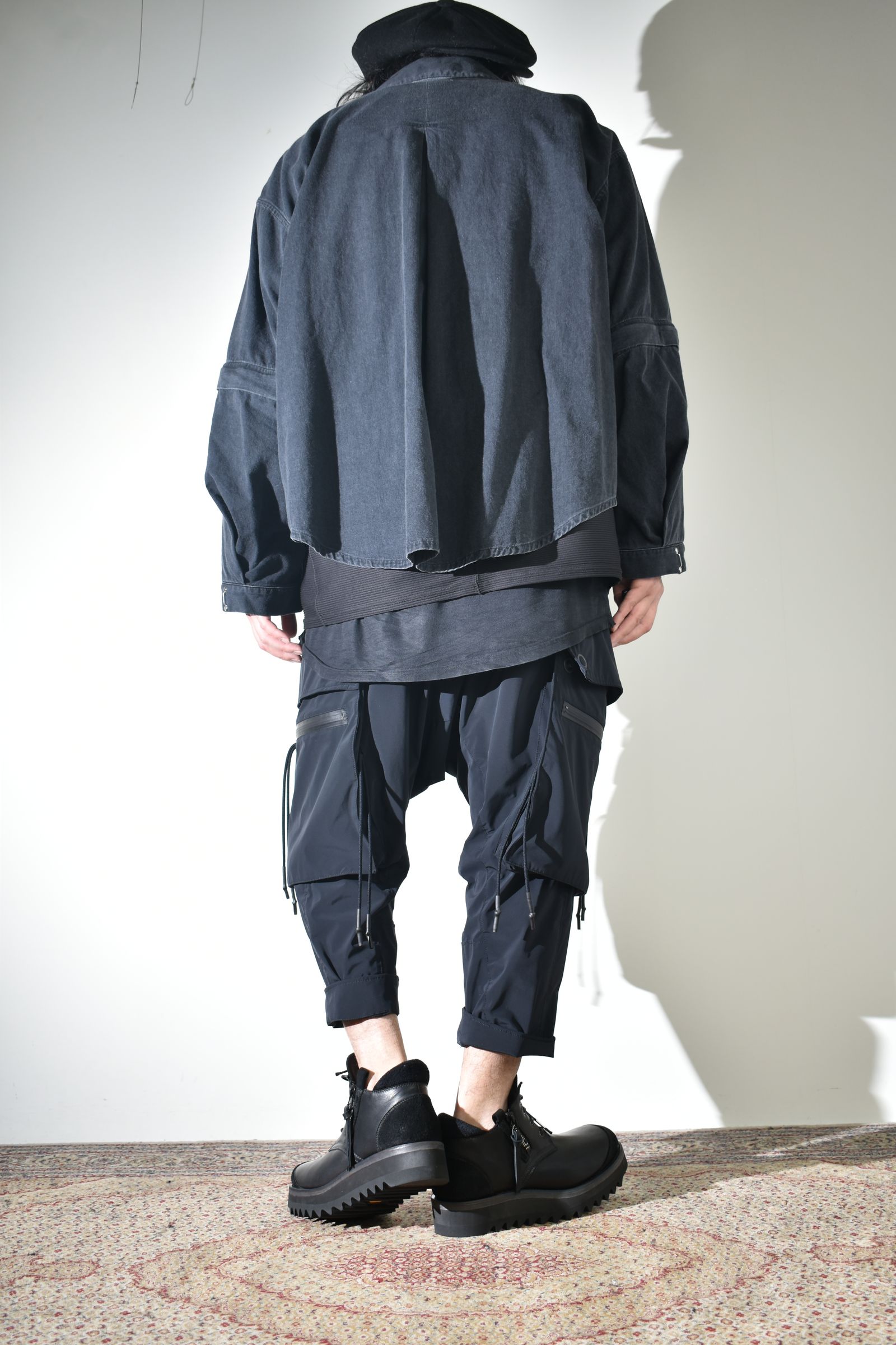 デタッチャブルスリーブでロングシーズン対応