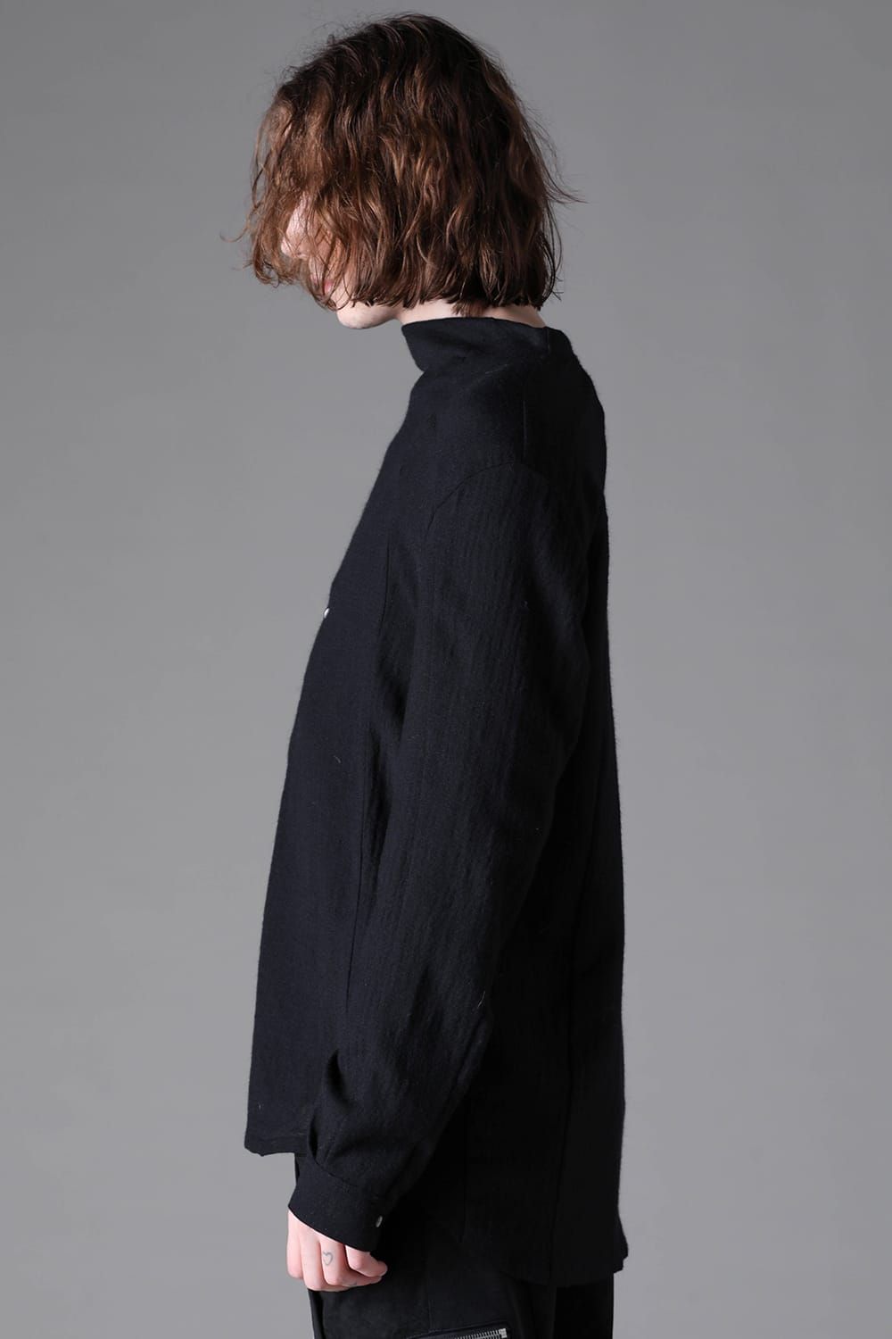 《2026AW先行予約》Fluid  High Neck Shirts"Black / Ivory" /  フルイド ハイネックシャツ"ブラック/アイボリー"