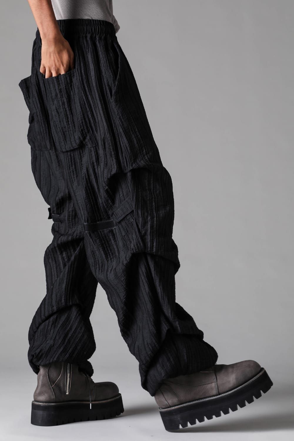 《2027SS先行予約》Ripple Sheer Tuck Wide Pants "Black" / リップルシアータックワイドパンツ"ブラック"