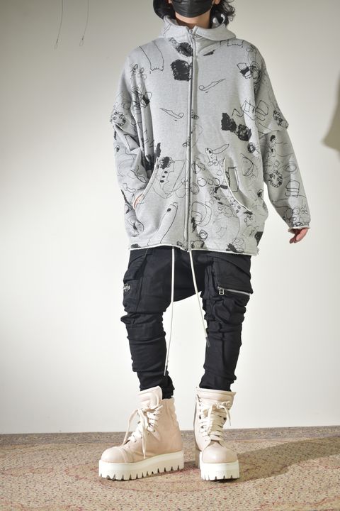 春夏らしいカジュアルミックス