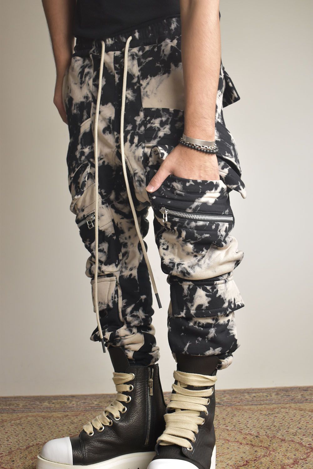 Discharge Pinting Belt Cargo Sarouel Jogger"Black×Ivory" /ディスチャージプリントベルトカーゴサルエルジョガー"ブラック×アイボリー"