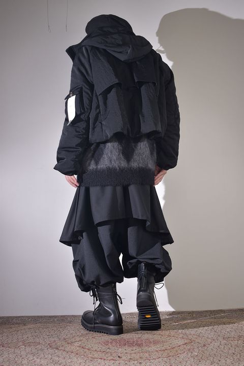 ショートブルゾン×レイヤードワイドサルエル