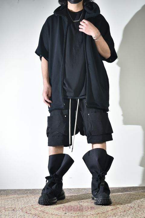 2Wayで着られる着用シーズンの長いスウェット